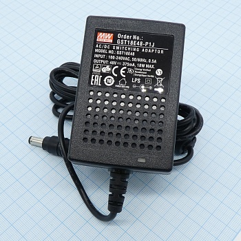 GST18E48-P1J - AC-DC, 18Вт, вход 85...264B AC 47...63 Гц,, выход 48B/0.375A, изоляция 3000В AC, 79x54x33мм, -30...+70°С, выходной разъем 11, диам. 5.5х2.1мм