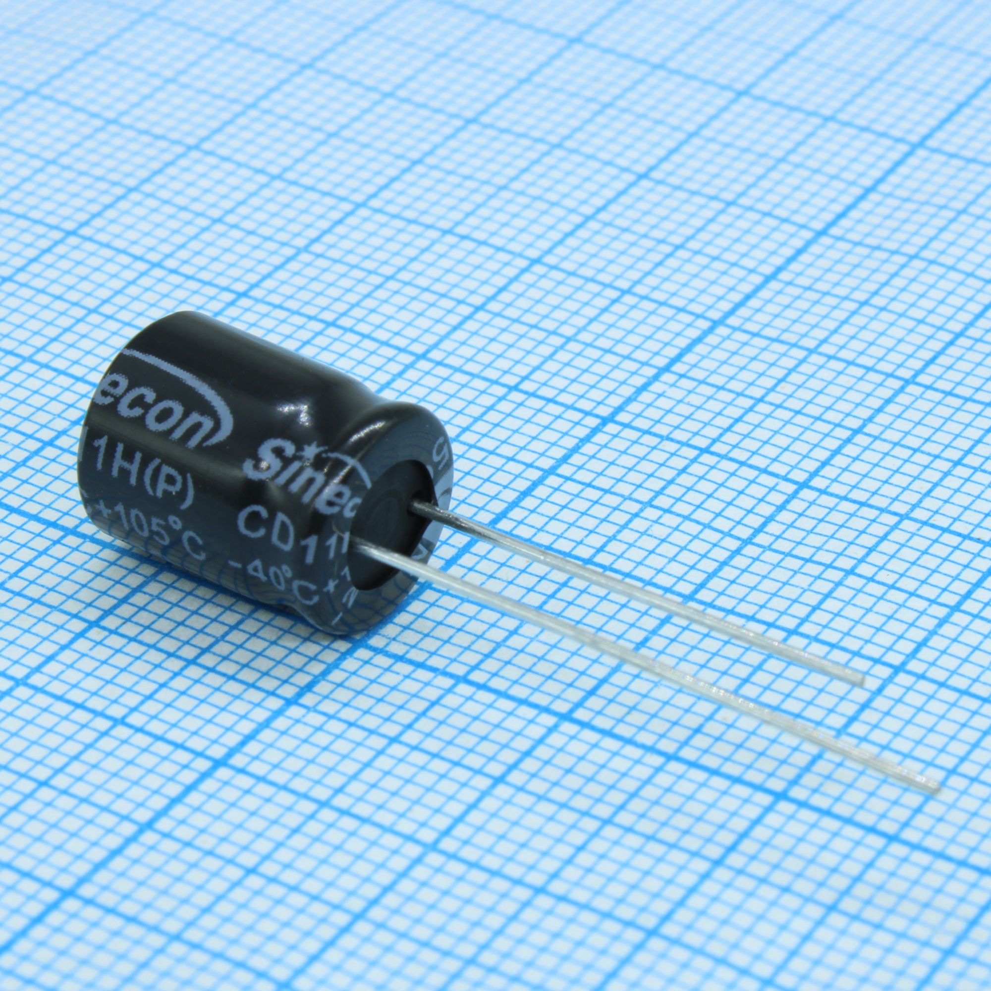 RAK471D1E10121P7BS00 - Конденсатор алюминиевый электролитический  25VDC 470uF 20% 10*12мм 1.18A