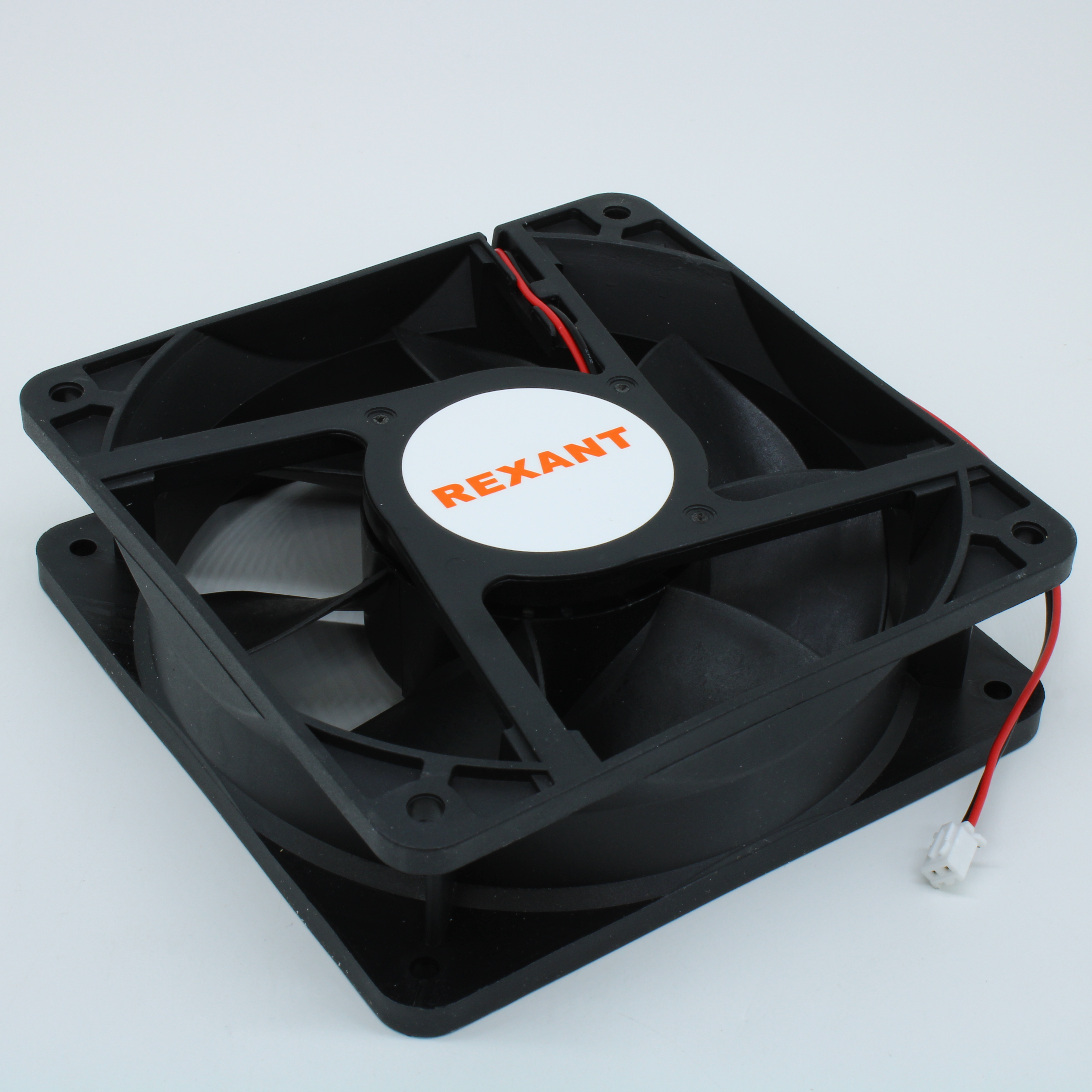 RX 12038MS 24 VDC - Вентилятор 24В 120х120x38 2300 об/мин, 143.6.м3/час, 36дБ, подшипник скольжения, тип вывода - провод с разъемом