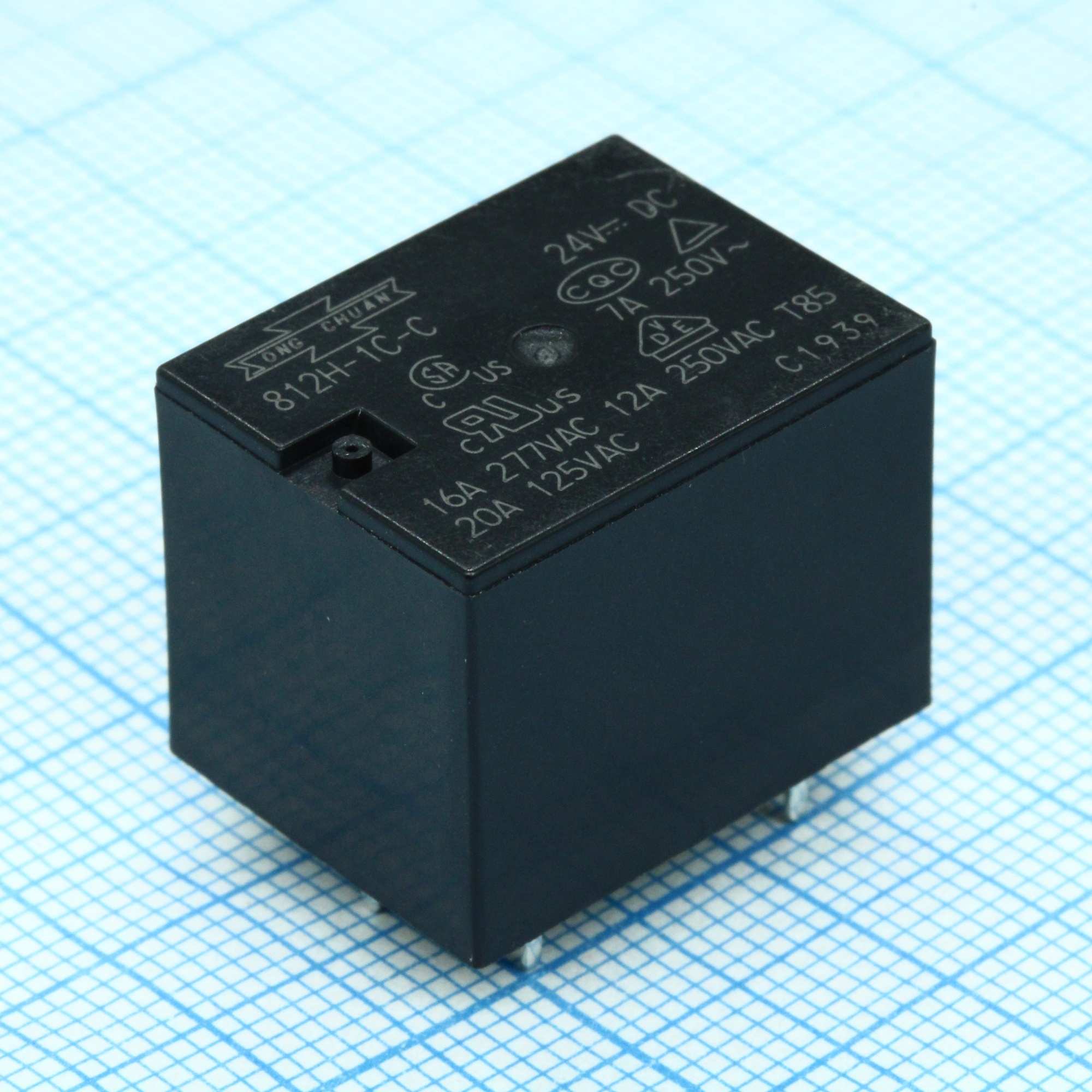 812H-1C-C 24VDC - Реле силовое 7А одна группа на переключение катушка 24В