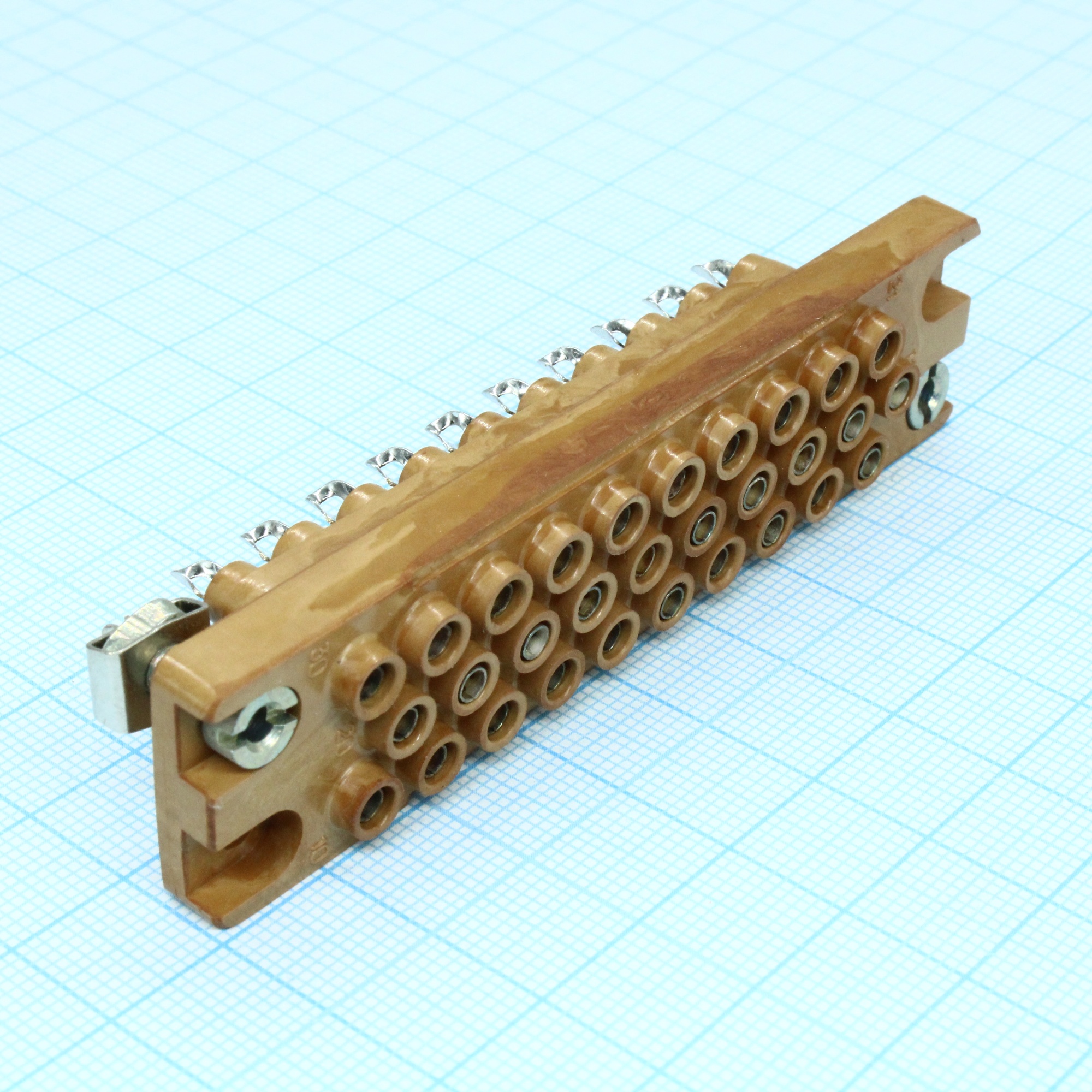 РП10-30 З розетка - Соединитель  низкочастотный, прямоугольный, внутреннего монтажа