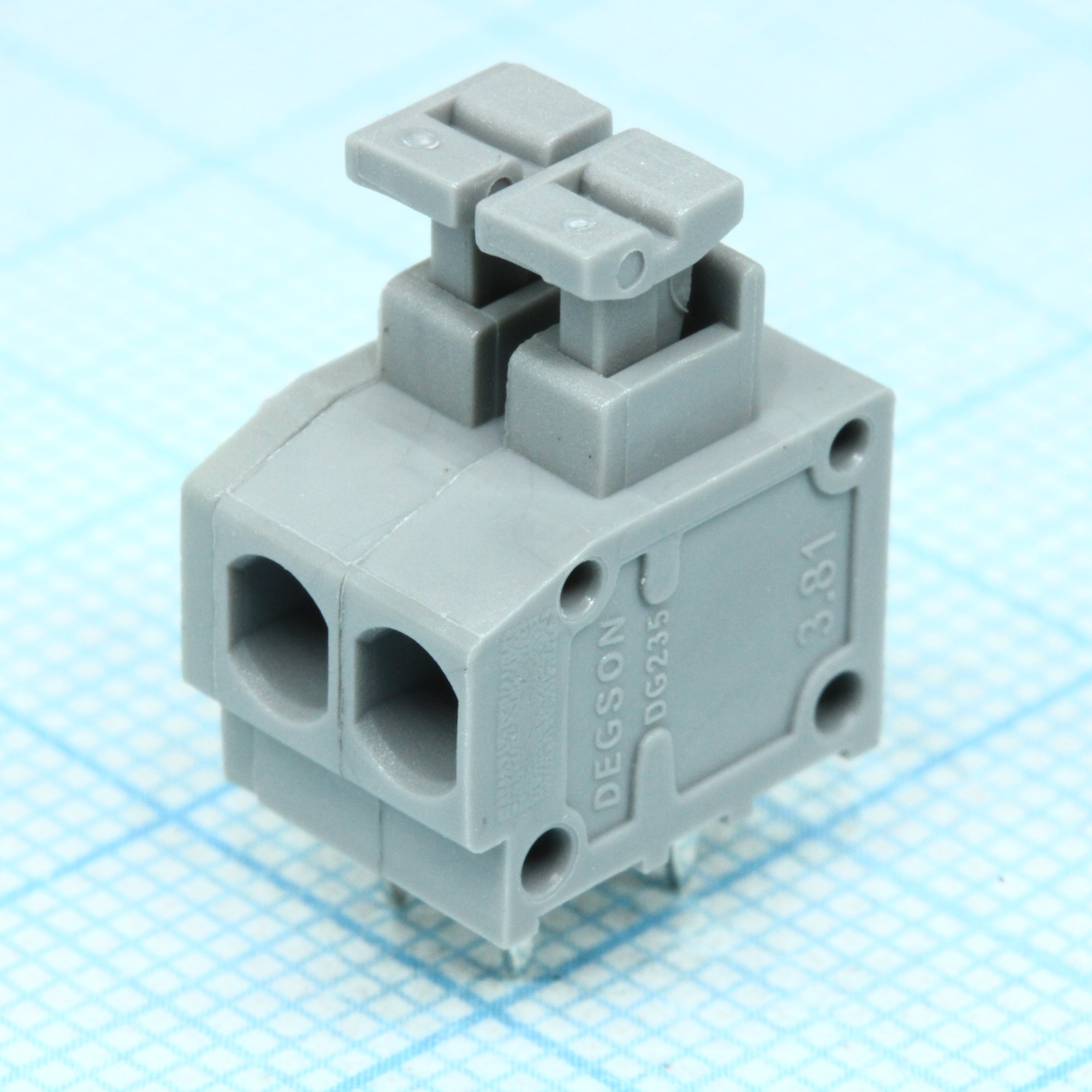 DG235-3.81-02P-11-00A(H) - Нажимной безвинтовой клеммный блок 2 контакта. Зажим типа торцевой контакт. Серия DG235-3.81