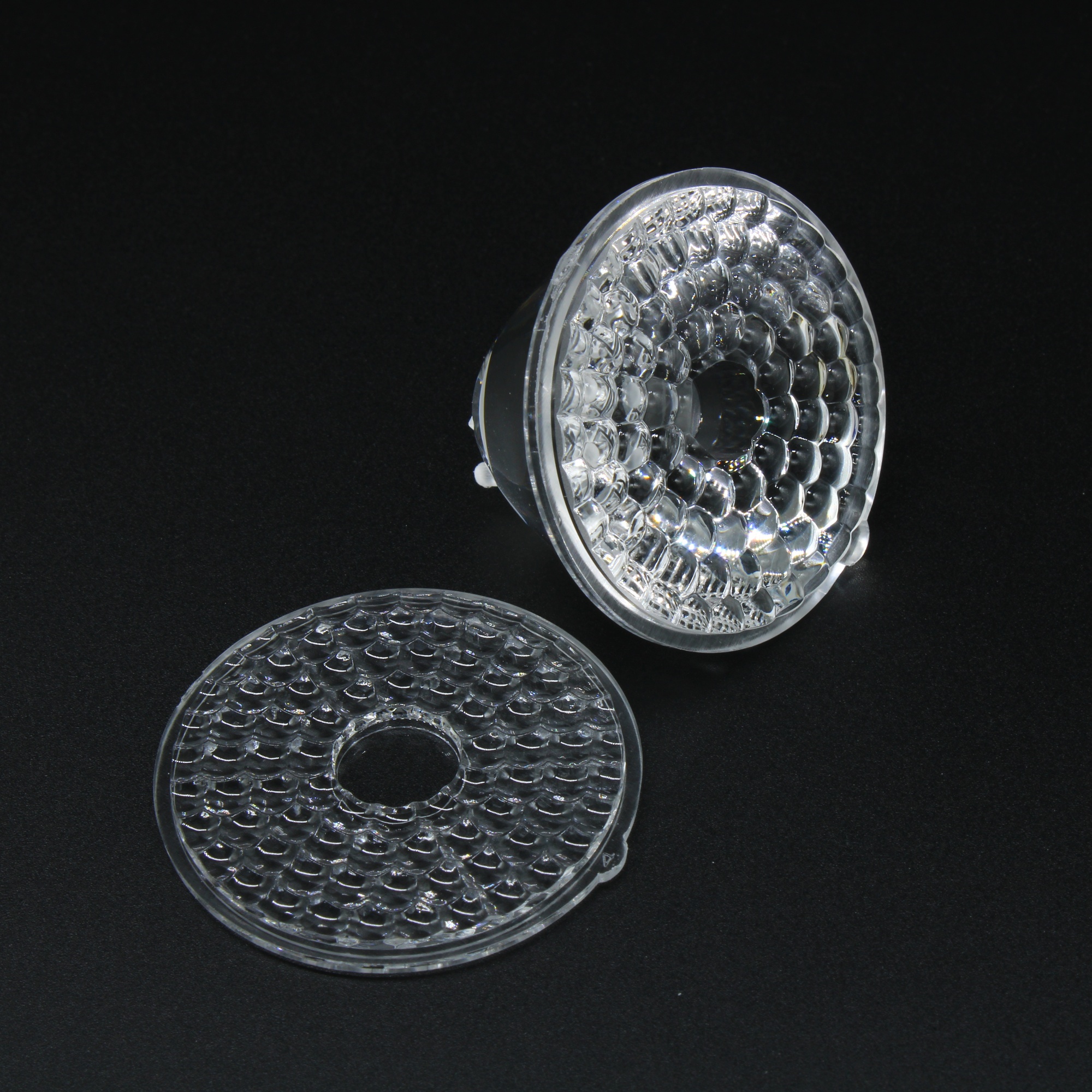 RGBW41D1040G - Линза для смешивания цвета RGBW плюс 5x zoom для светодиодов 5050 типа Cree XML-RGBW; OSRAM OSTAR S2W, эфф=93%, 10°x40°,  D=41mm  H:26,58mm, PMMA