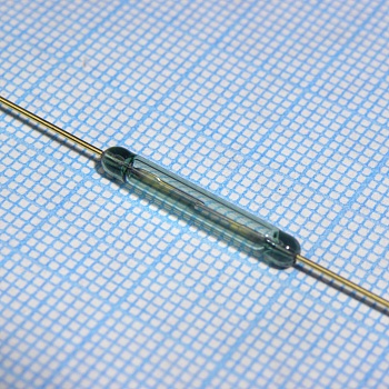 КЭМ-2 гр.БР - Магнитоуправляемый герметизированный контакт (геркон)0.5A,180V,МДС=32-64