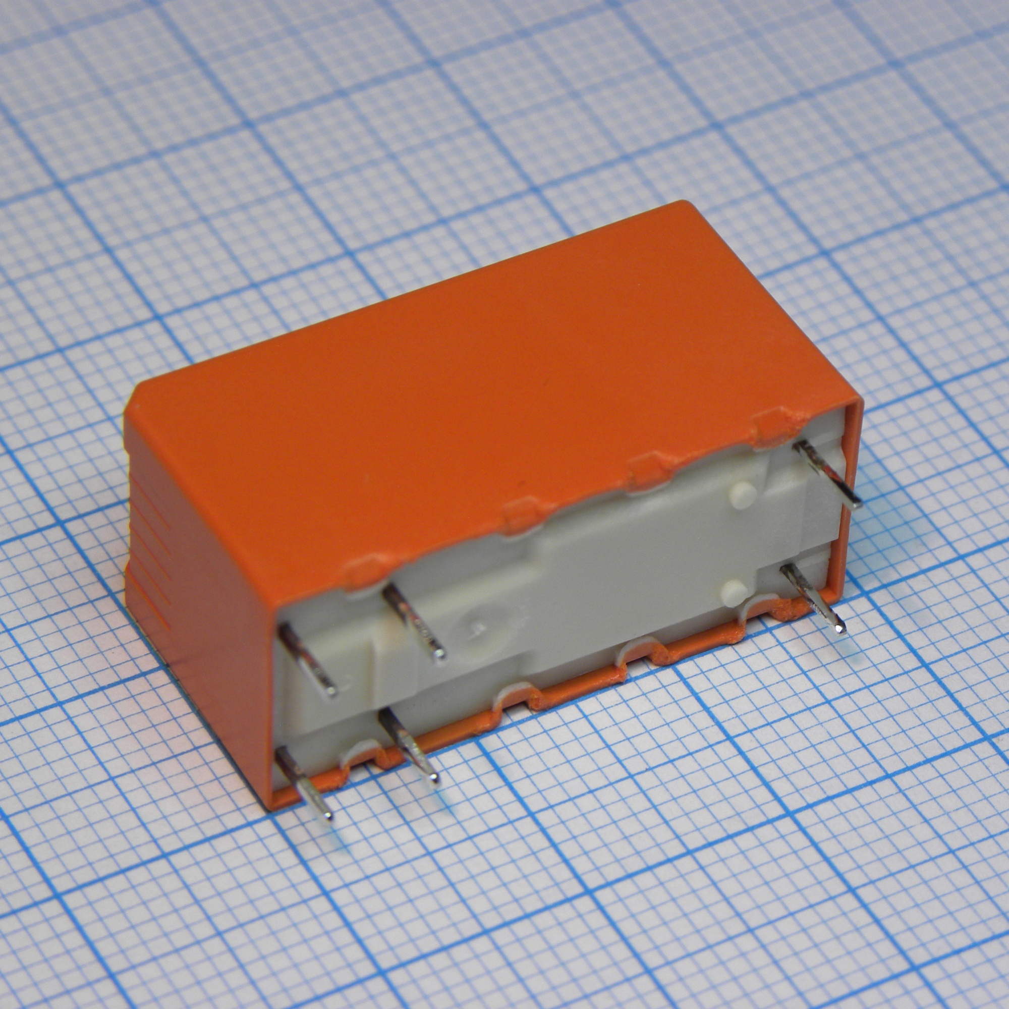 1-1415899-3 - Силовое реле 16А один контакт на замыкание катушка 5В (29х12.7х15.7)мм монтаж в отверстие