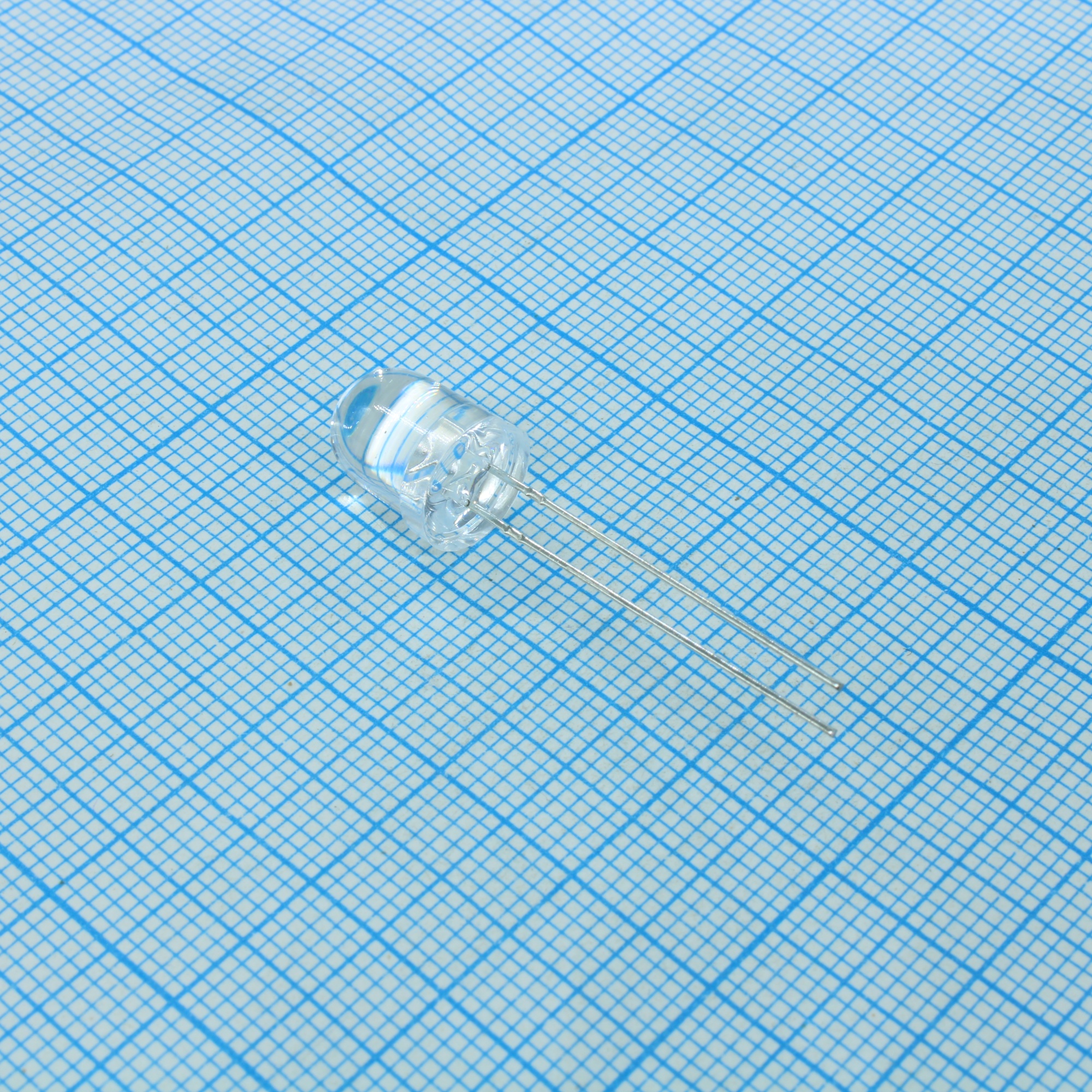 L-793SURCK - Светодиод 8мм/красный/645нм/5000-9000мКд/15°