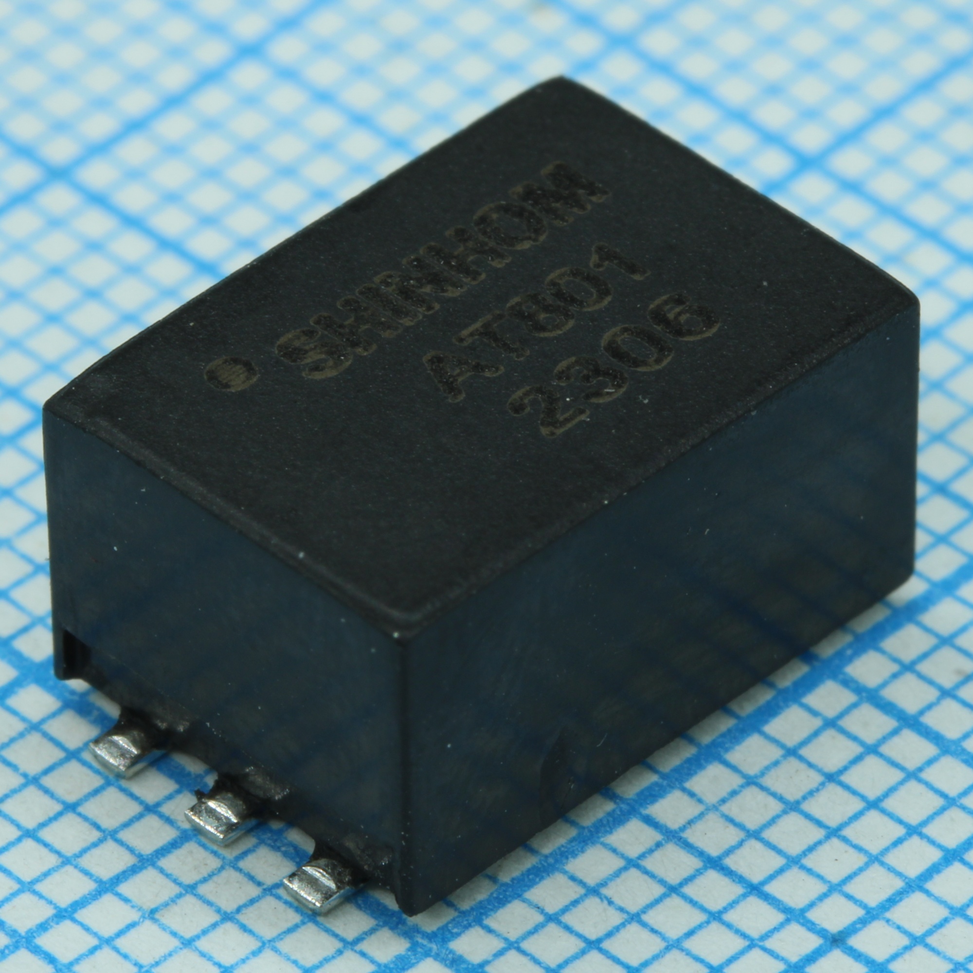 AT801 - Линейный согласующий трансформатор 1:1 DCR=115 Ohm 6 выводов, 12.8х9.6х7.8мм