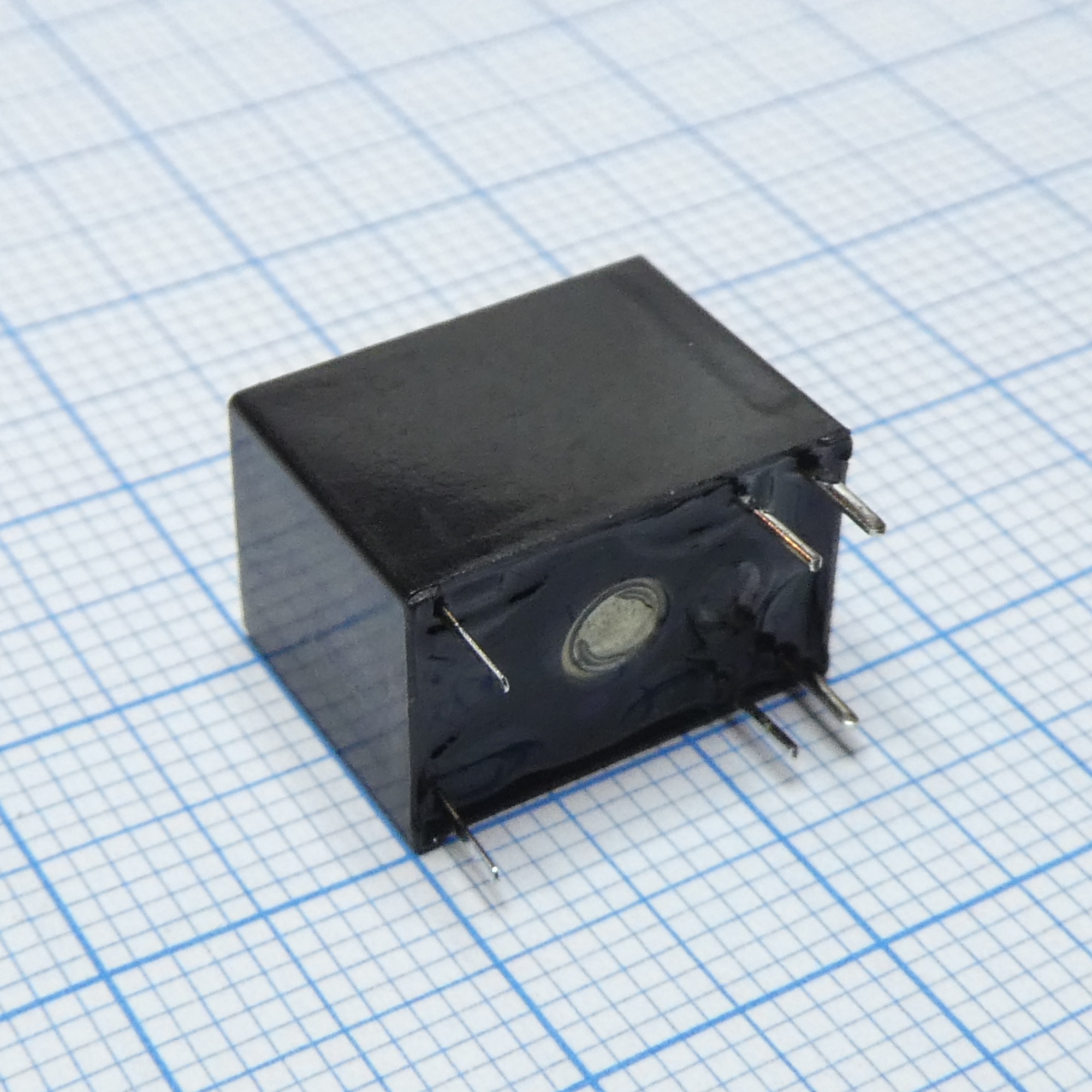 1-1393779-8 - Сигнальное реле, SPDT, 24 В DC, 1.25 А, Серия W11/V23101, Сквозное Отверстие, Без Защелки