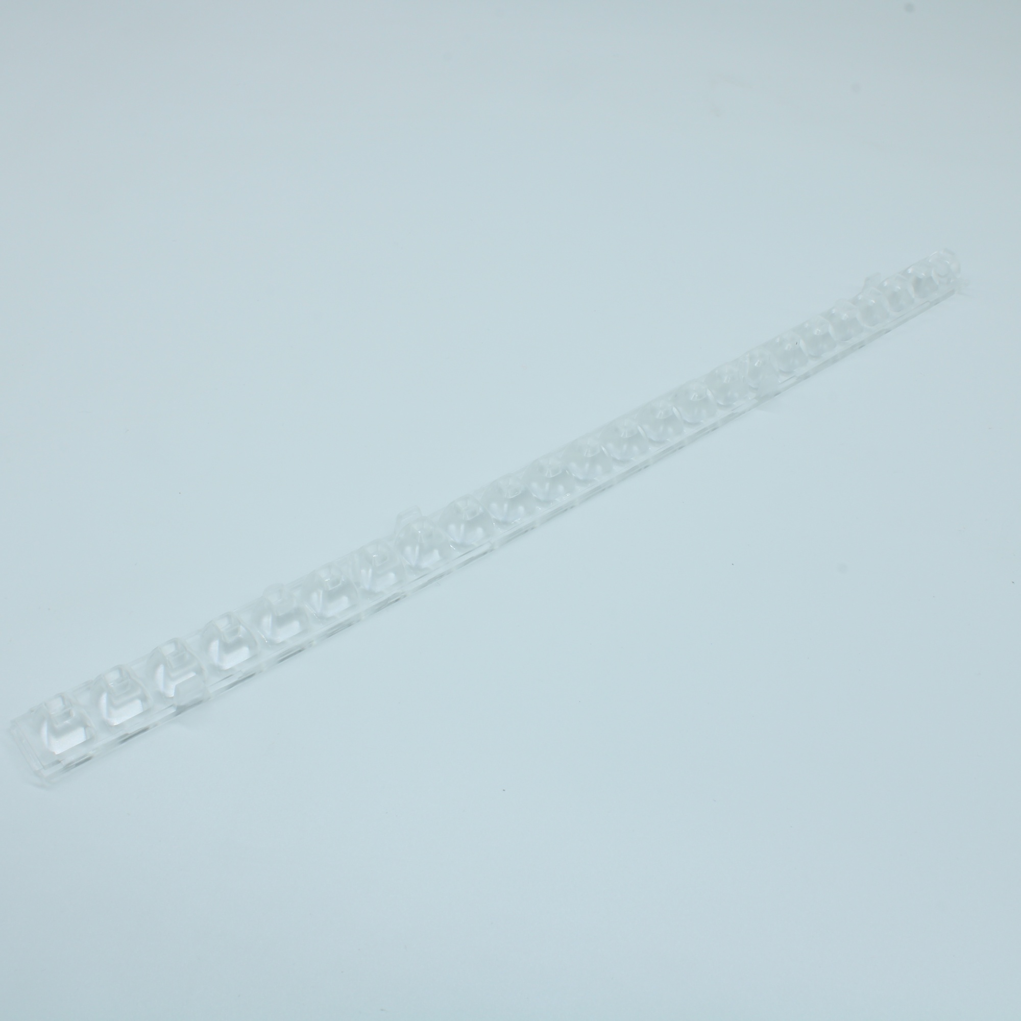 ASL280D15H24LED90G - Линейная линза для светодиодов 2835/3030, эфф=93%, ~90°, 280x15,5mm H:11,75mm, PMMA