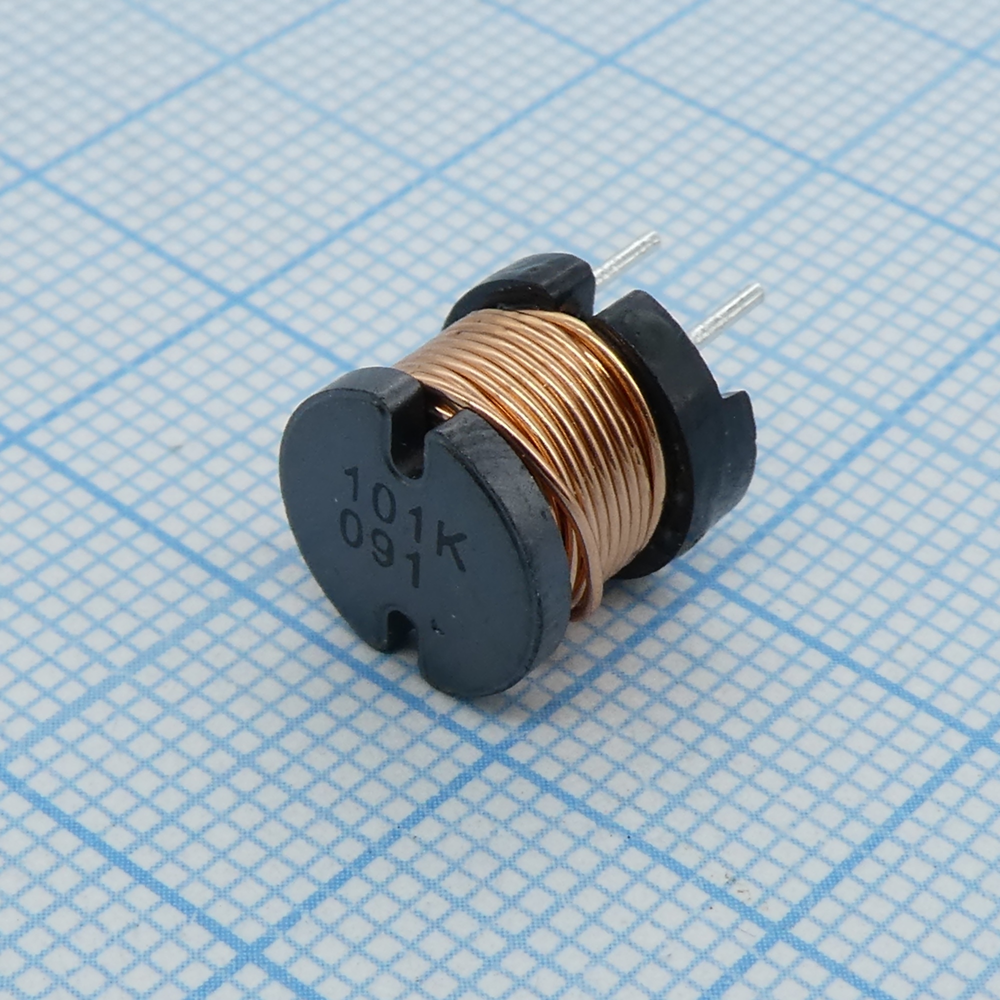 RCH110NP-101K - Силовая индуктивность 100uH ±10% 1.7A 0.16Om радиальная без магнитного экрана