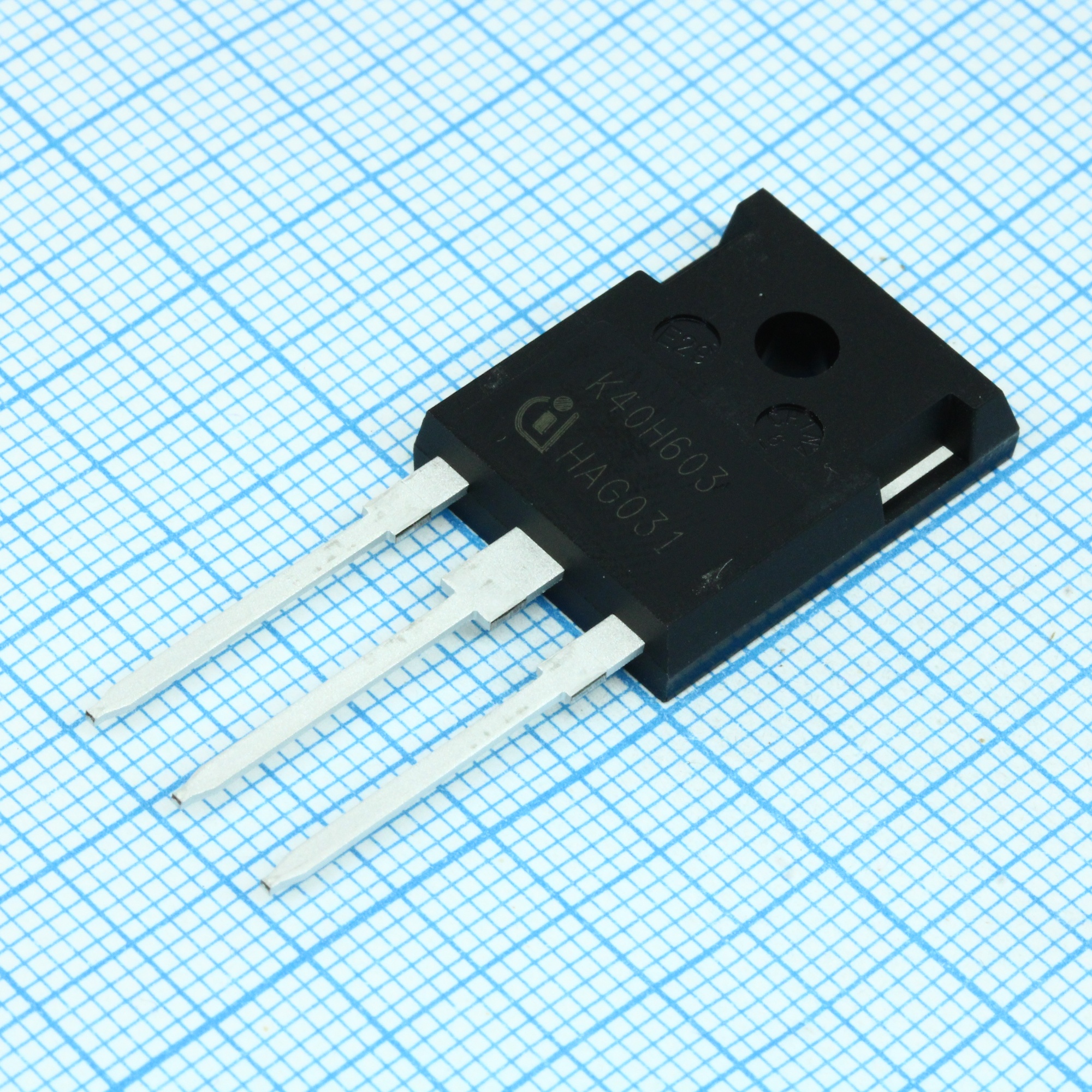 IKW40N60H3FKSA1 - Биполярный транзистор IGBT, 600 В, 80 А, 306 Вт