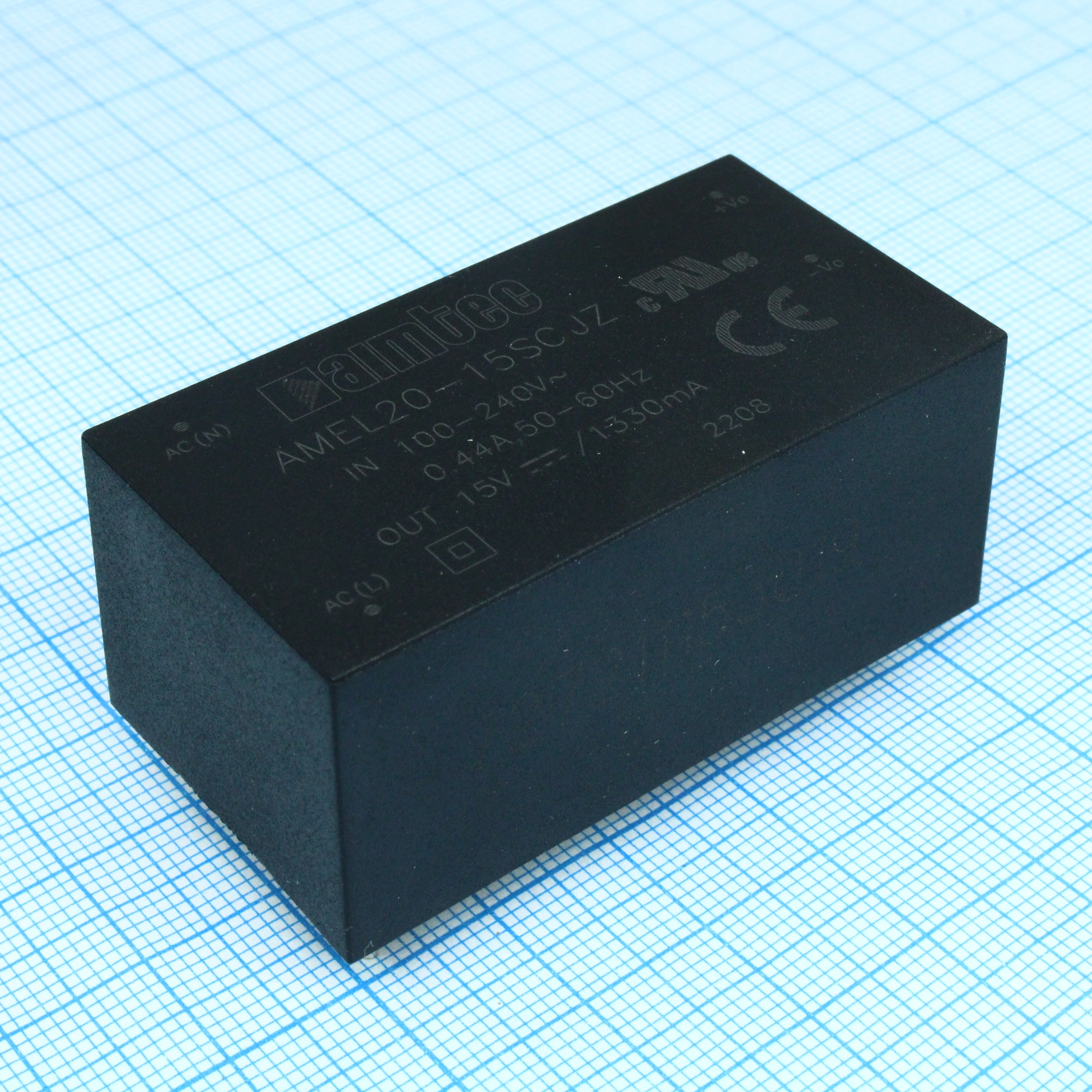 AMEL20-15SCJZ - AC/DC, 20Вт, вход 85…264В, выход 15В/1.3А, изоляция 3000В AC, КПД 83%, максимальная емкостная нагрузка не более 2700мкФ, 53.8x28.8x23.5мм, -20…75°C, пластик