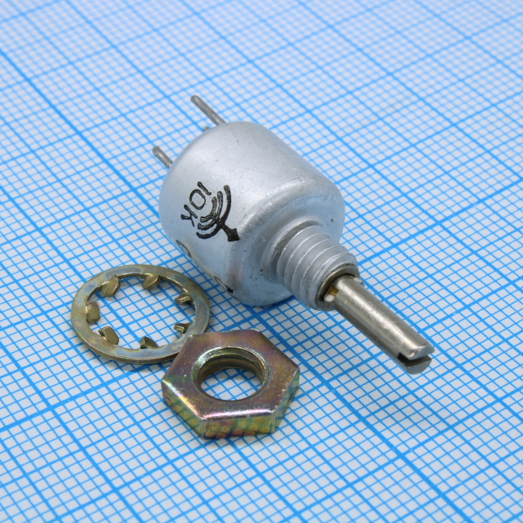 СП4-1а 0.5 А 2-16 20%     10К - Резистор переменный подстроечный непроволочный 10кОм 0.5Вт ±20%