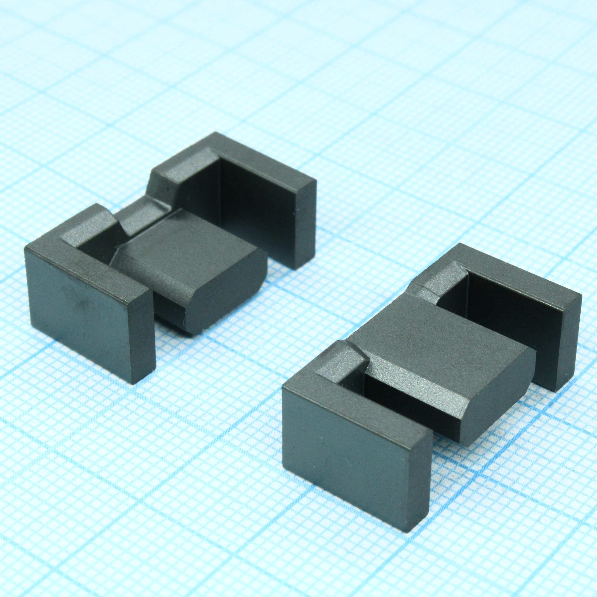 EFD25 P3 core - Сердечник ферритовый EFD25 P3 25x12.5x9.1мм; Al=2000nH; без зазора комплект 2шт