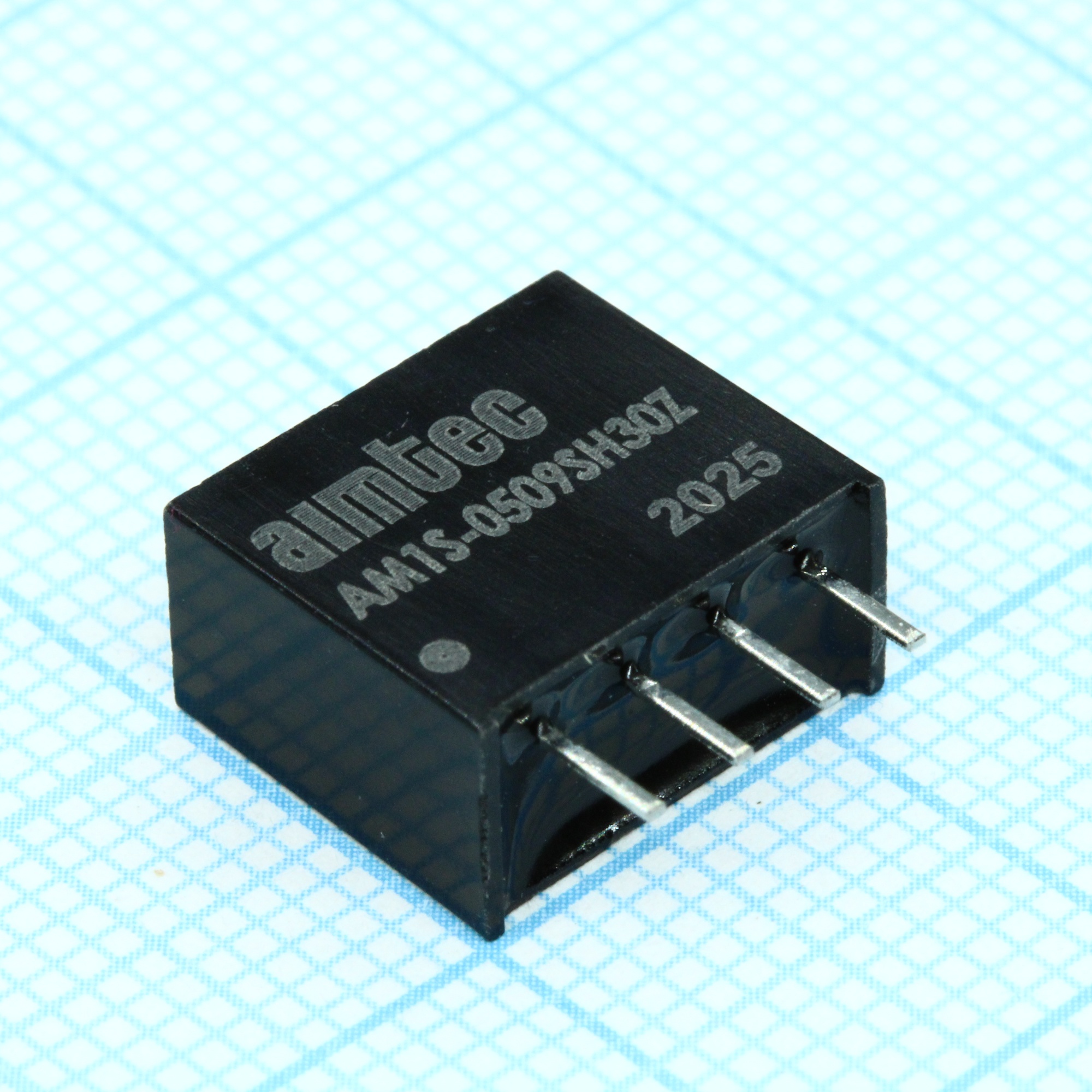 AM1S-0509SH30Z - DC/DC, 1Вт, вход 4.5…5.5В, выход 9В/0.111А, изоляция 3000В DC, КПД 80%, максимальная емкостная нагрузка не более 220мкФ, SIP4, 11.68x6x9.7мм, -40…85°C, пластик