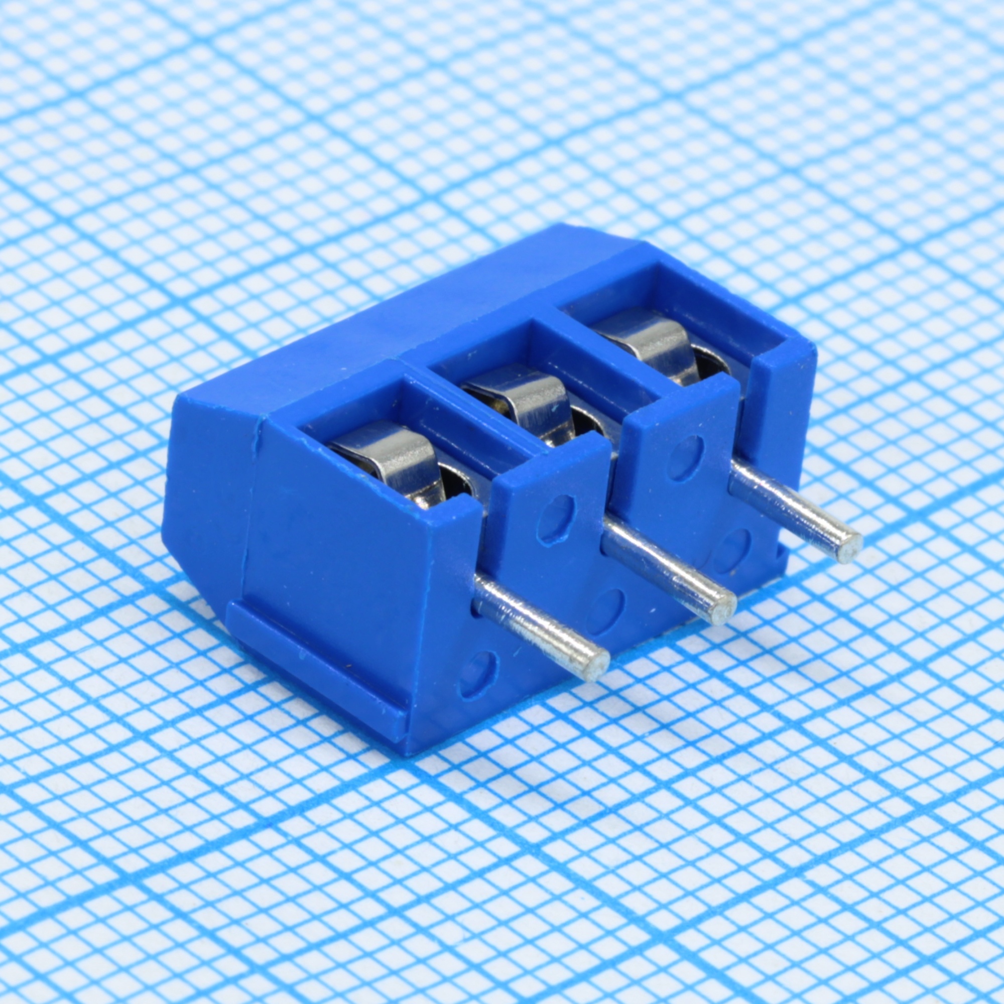 GT301-5.0-03P-12-00 - Винтовой клеммный блок с защитой провода, 3 контакта. Серия GT301-5.0