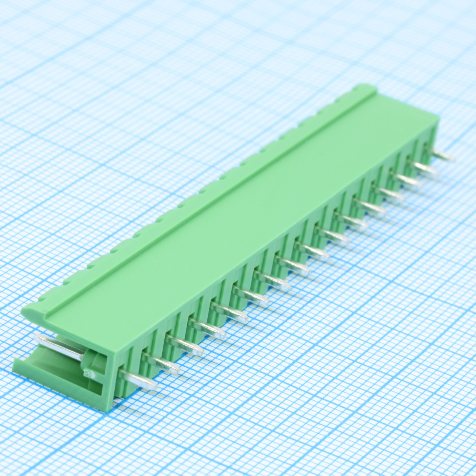 2EDGV-5.0-16P-14-100 - Разъемный клеммный блок на плату, 16 контактов. Серия 2EDGV-5.0
