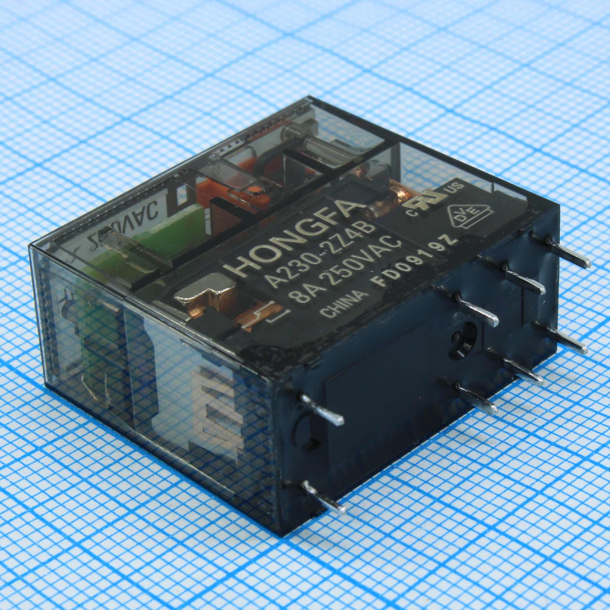 HF115FP/A230-2Z4B - Реле силовое, 2CO 8A; контакты AgNi; катушка 230В AC; степень защиты RTII