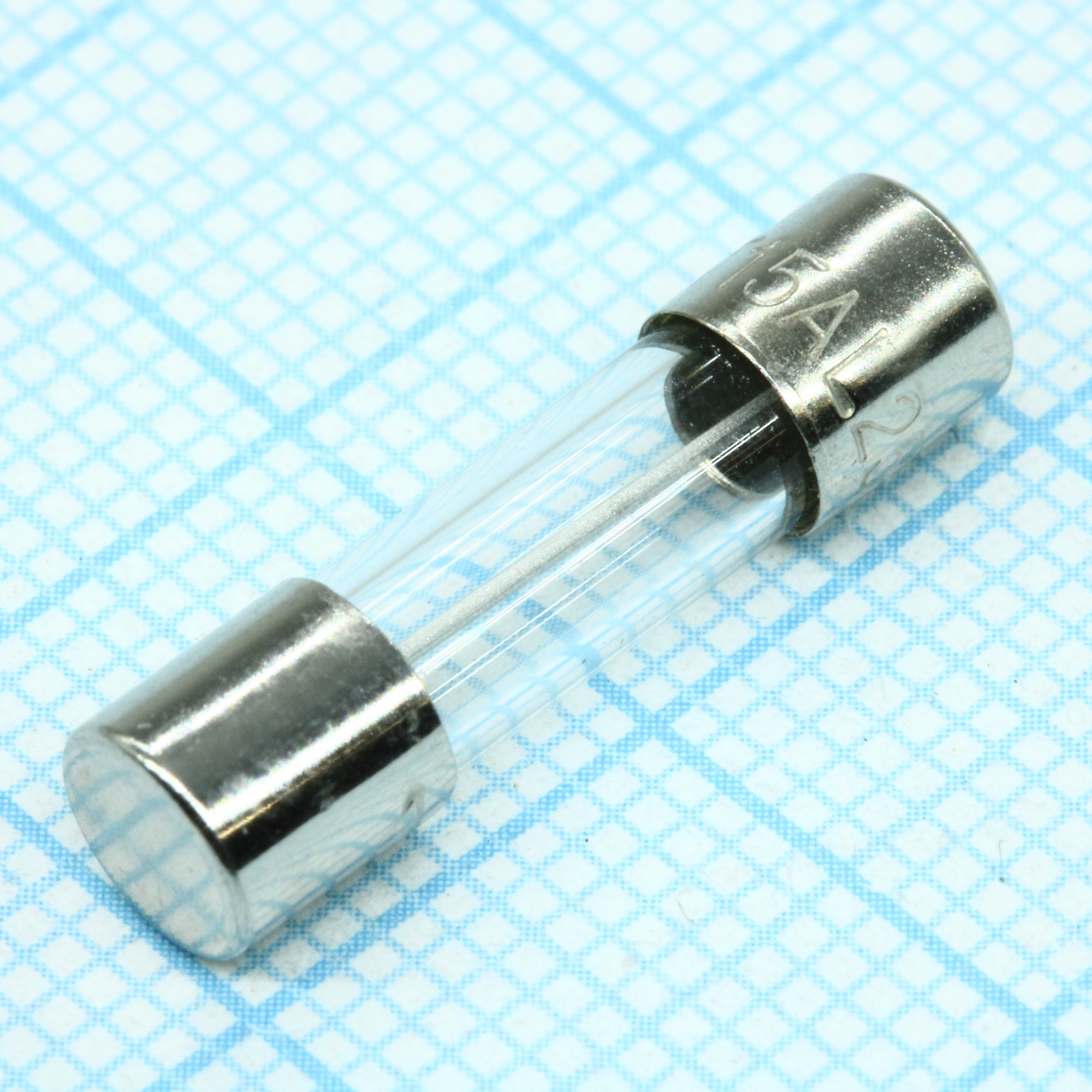 0218015.MXP - Миниатюрный медленнодействующий предохранитель 15А 250В 5X20мм в стеклянном корпусе