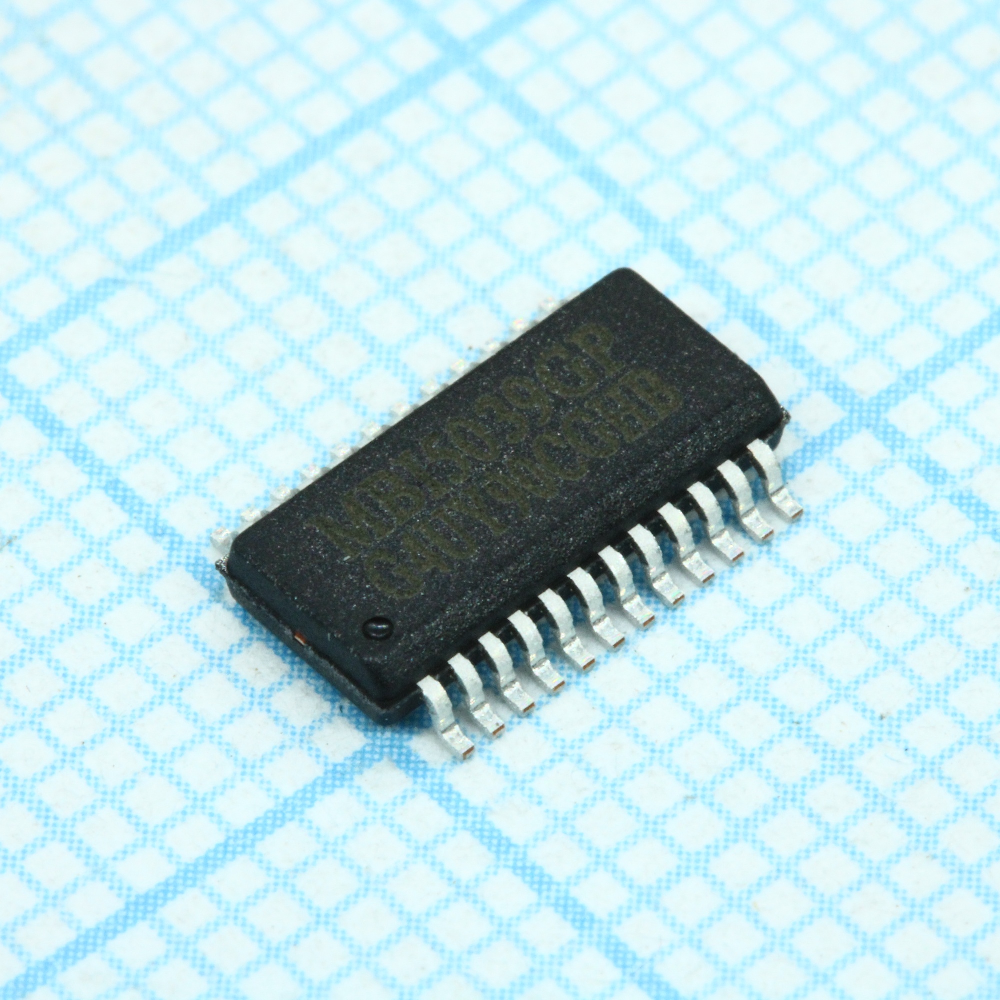 MBI5039GP-B - 16-канальный драйвер для светодиодов постоянного тока с обнаружением ошибок и усилением по току