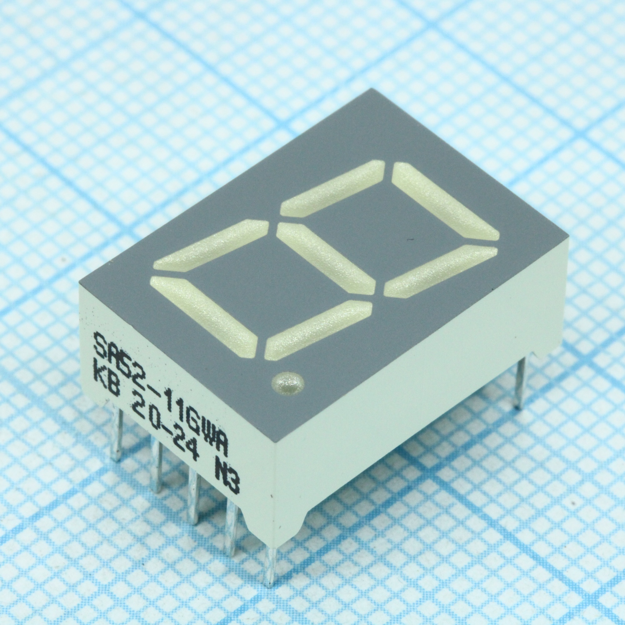 SA52-11GWA - 1 разрядный индикатор 13,2мм/зеленый/568нм/3-10.5мкд/ОА