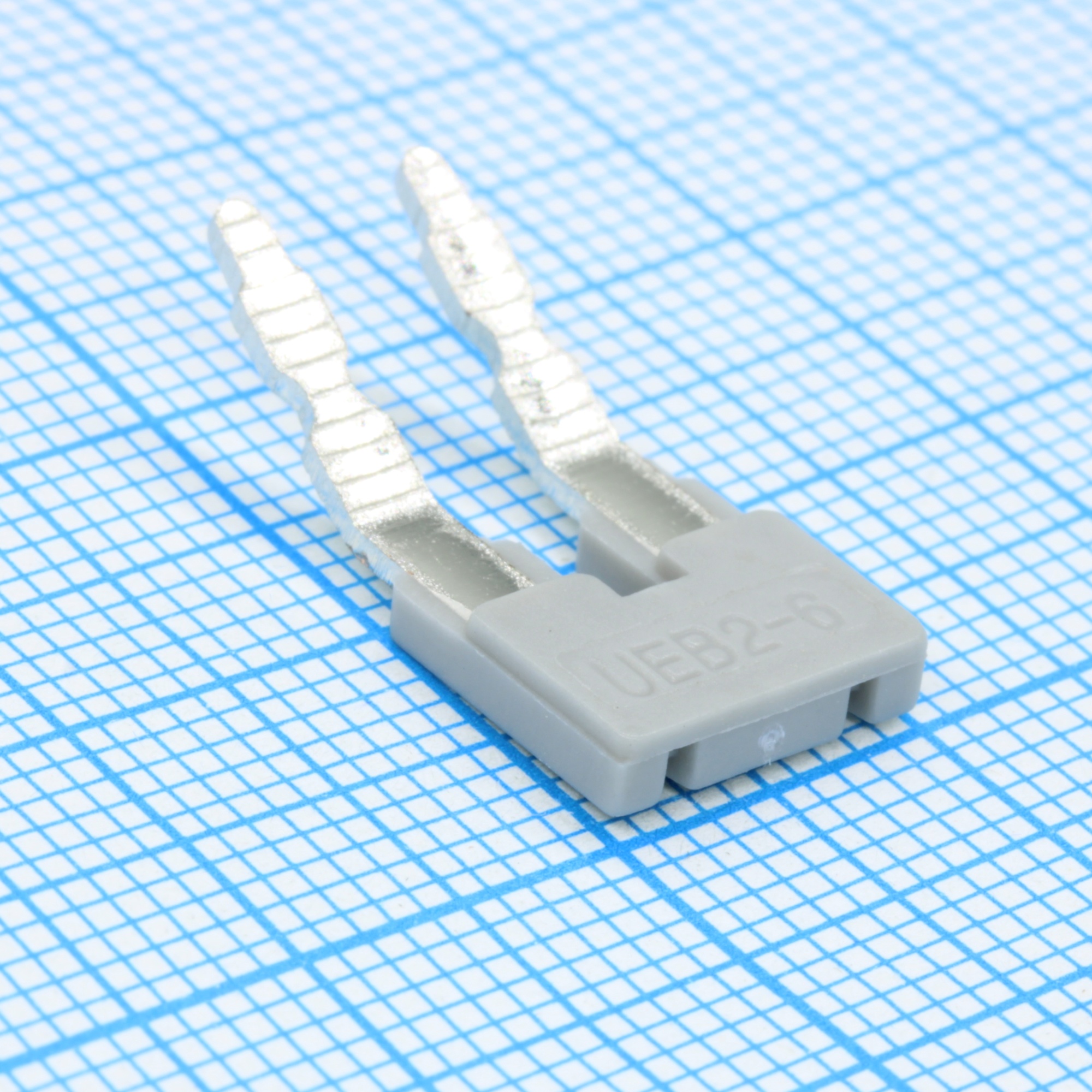 Соединительная перемычка UEB 2-6 - Соединительная перемычка, втычная, изолированная, 2 полюса, для клемм: UKJ-4, UKJ-2.5SK, UKJ-4M, UKHV-4, USK-2.5, USK-4, цвет: серый