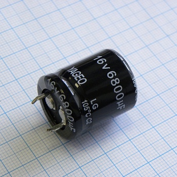 LG016M6800BPF-2225 - С защёлкиваемыми выводами 16V  6800uF ±20%, стандартные, 2000часов, -40...+105°С