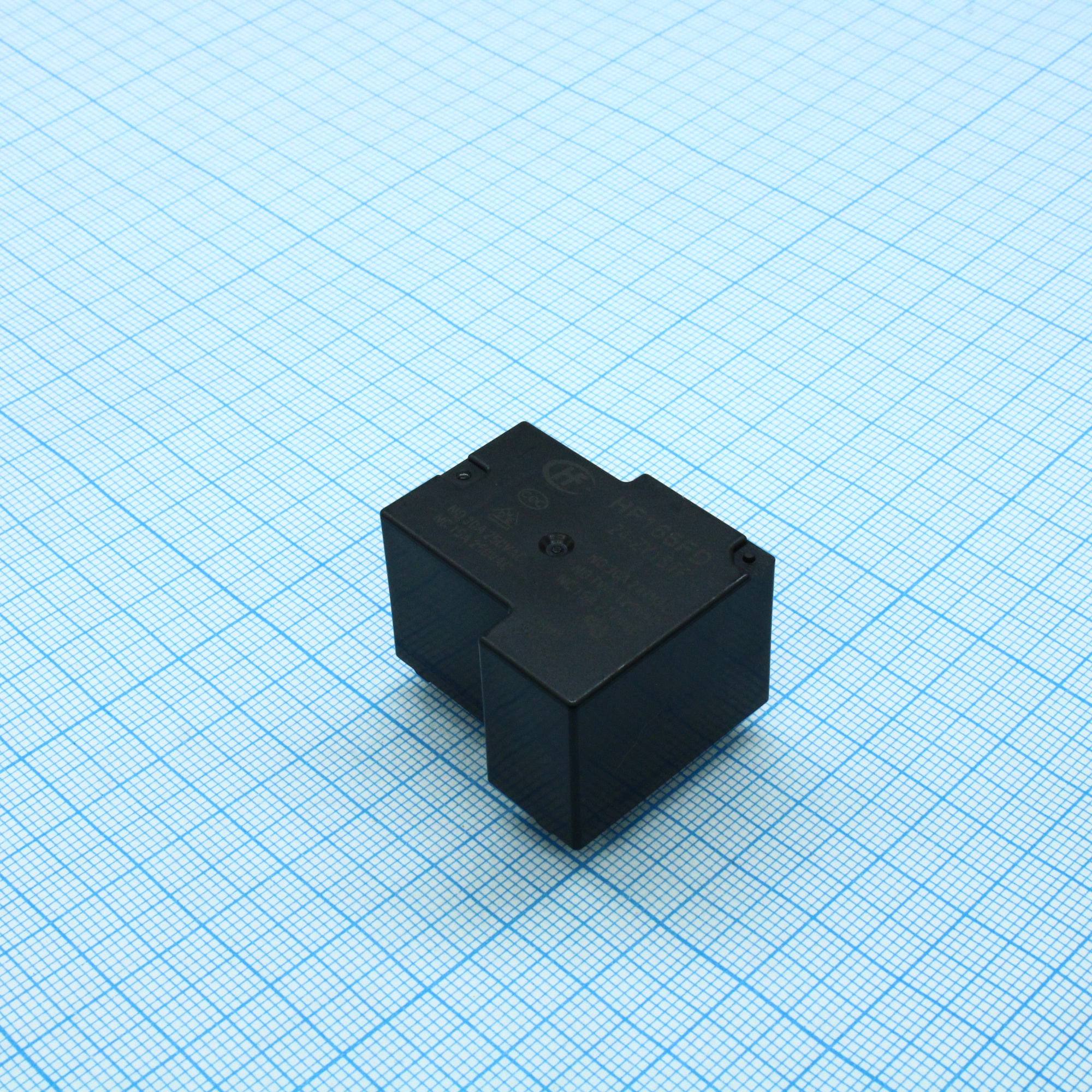 HF165FD/24-ZY1STF - Реле силовое миниатюрное 15А одна группа на переключение катушка 24В