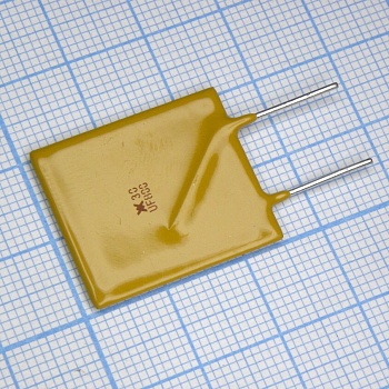 RUEF800 - Самовосстанавливающийся предохранитель PTC 8A(hold) 16A(trip) 30V 100A 4W 18.8s 0.005Ohm Radial 21.6 X 3 X 28.4mm Bag