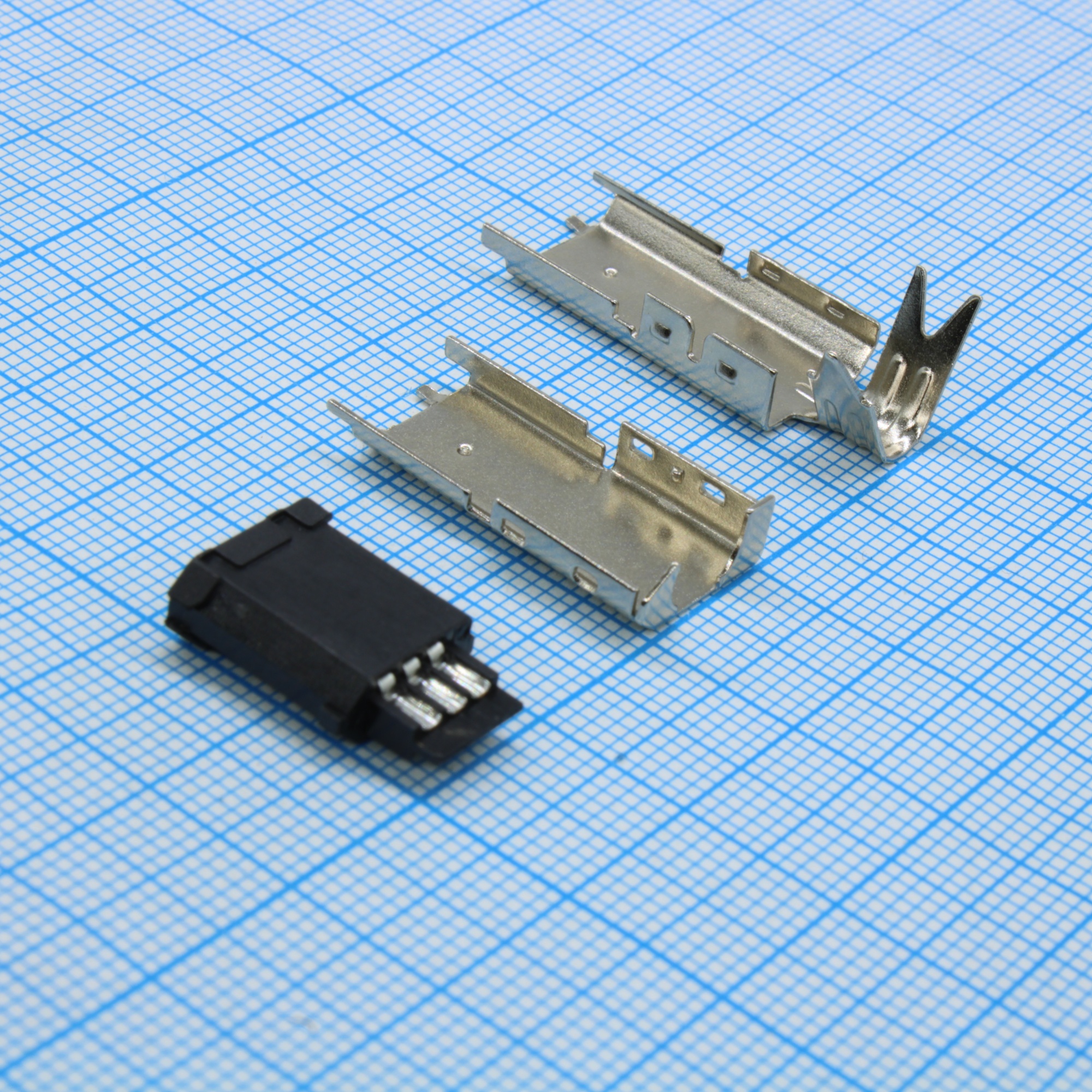 DS1106-BN0 - Разъем IEEE1394 (вилка) на кабель