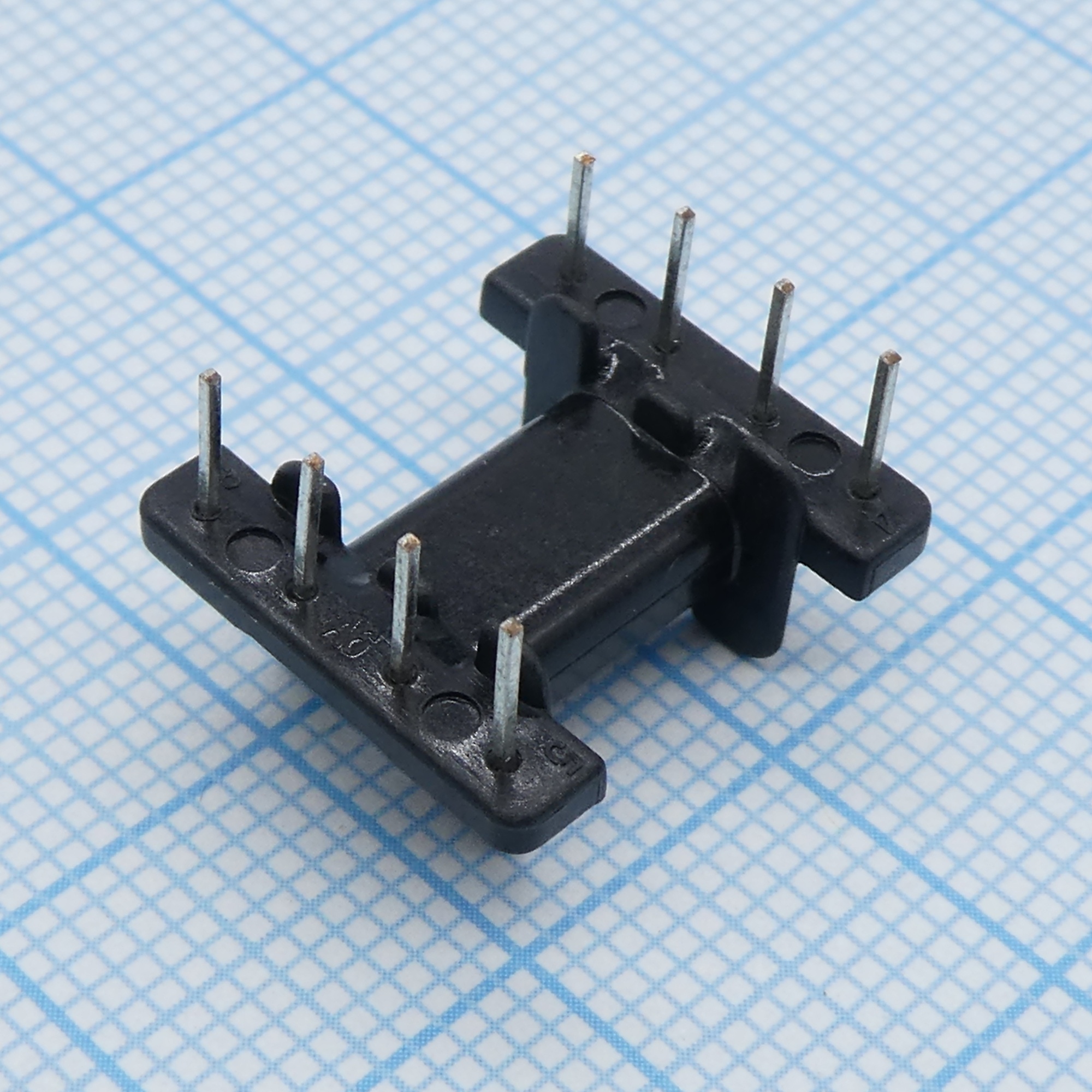 B66414W1008D001 - Каркас намоточный для сердечника EFD15