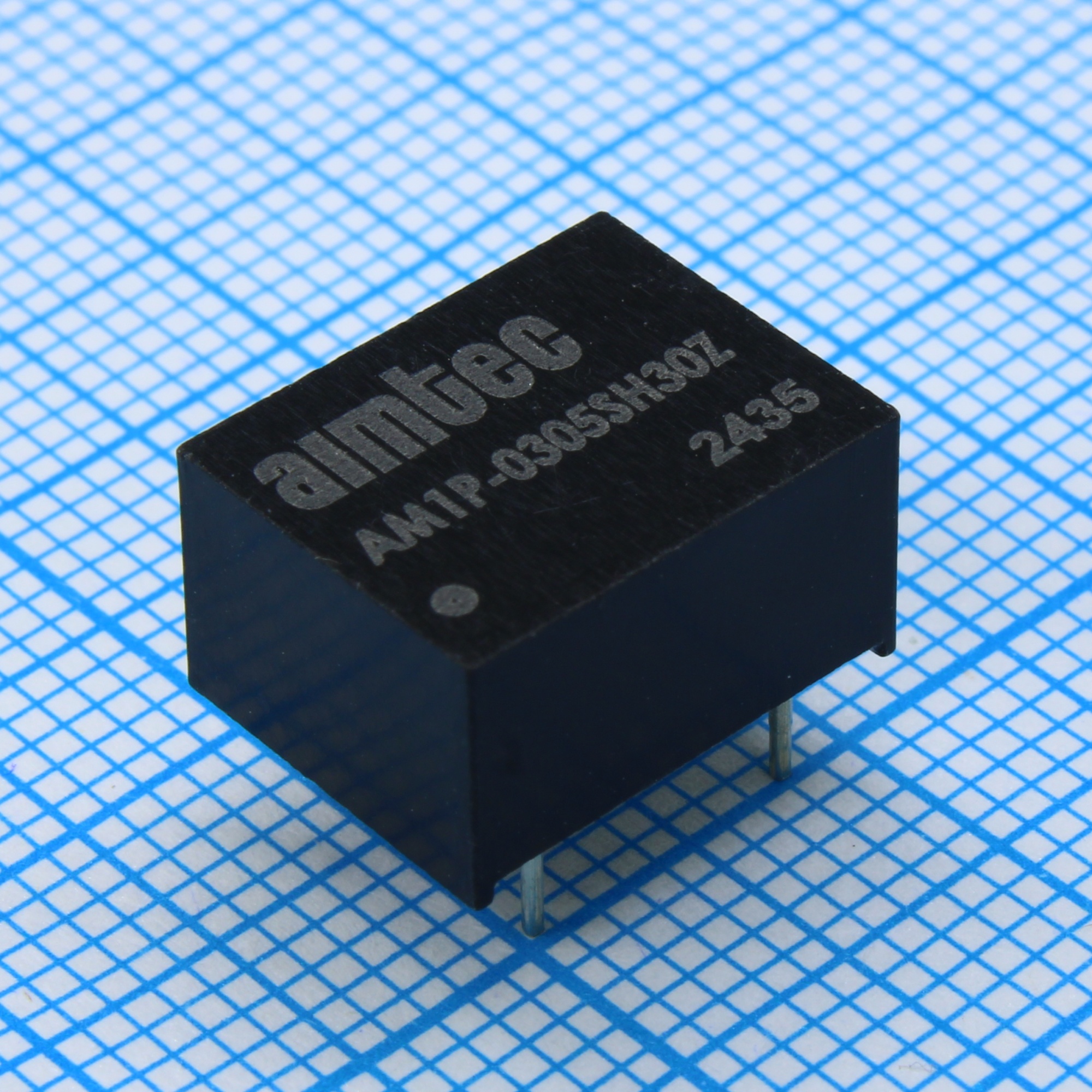 AM1P-0305SH30Z - Преобразователь DC/DC, 1Вт, вход 2.93…3.63В, выход 5В/0.2А, изоляция 3000В DC, КПД 74%, -40…85°C