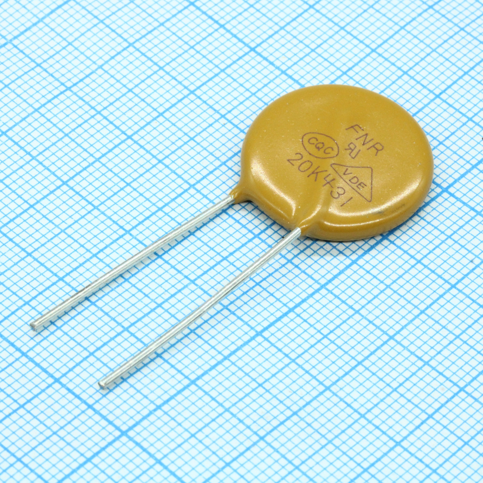 FNR-20K431 - Варистор оксидный 350В постоянного тока/275В пересенного тока 20мм
