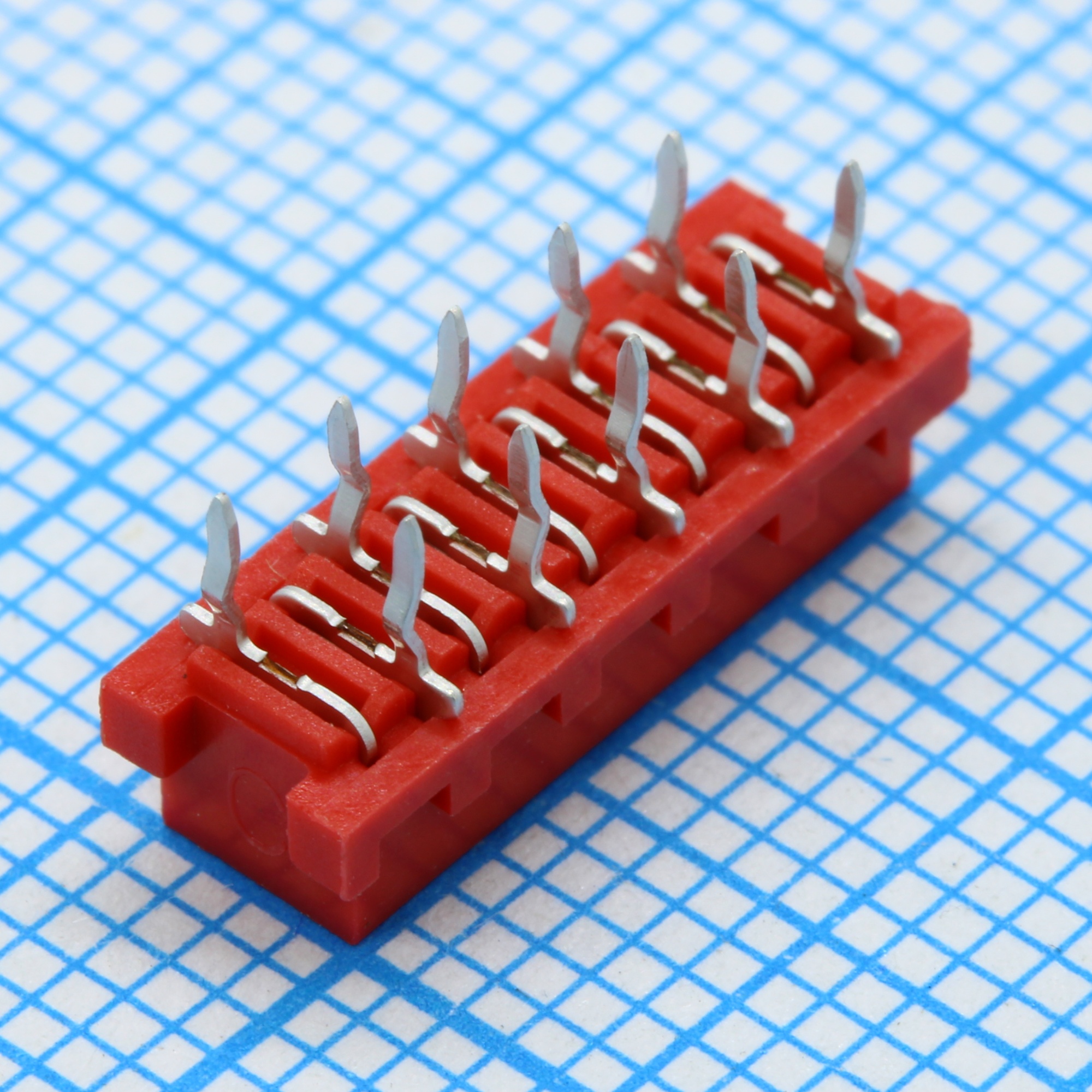 DS1015-04-10R6XB - Розетка на плату IDC Micro Match 10 контактов, шаг 2.54мм, 250В 1.2А, монтаж в отверстия