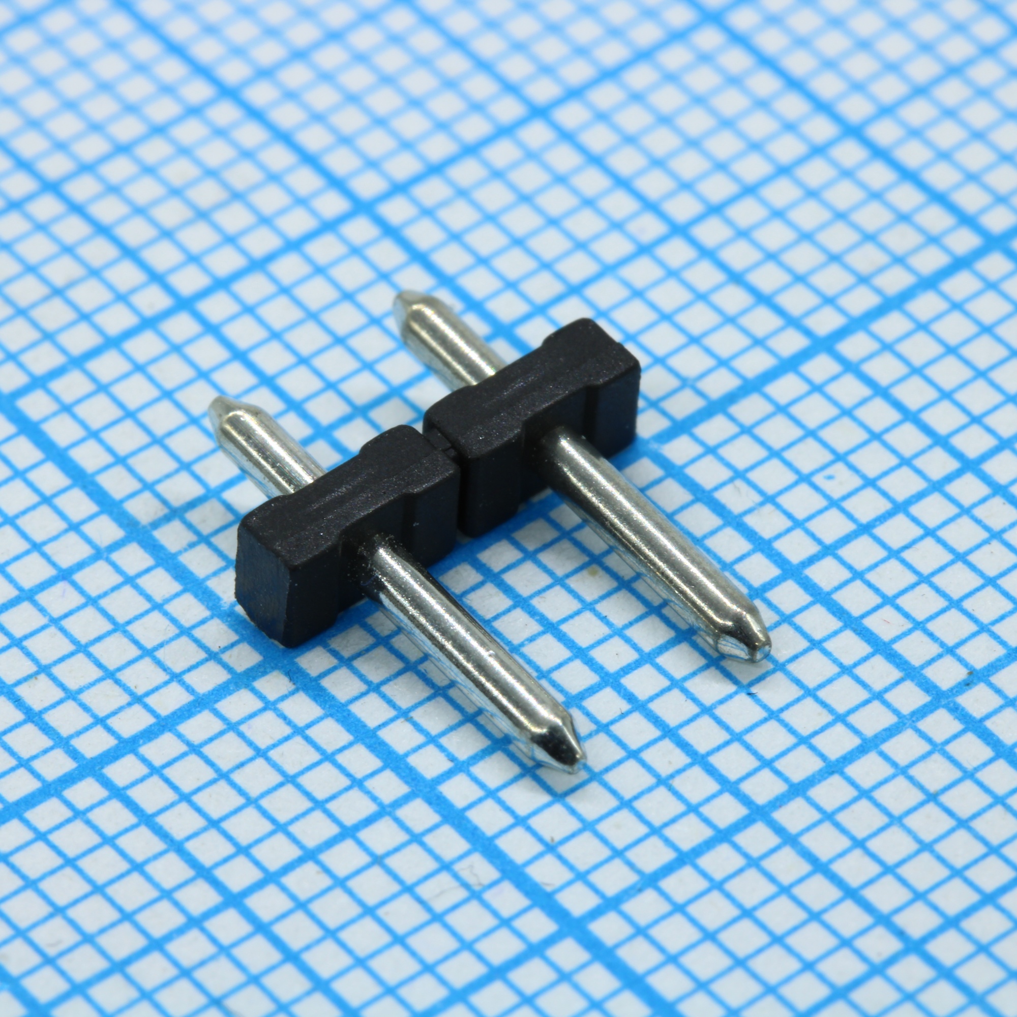 DG332J-5.0-02P-13-00A(H) - Винтовой клеммный блок с защитой провода, 2 контакта. Серия DG332J-5.0