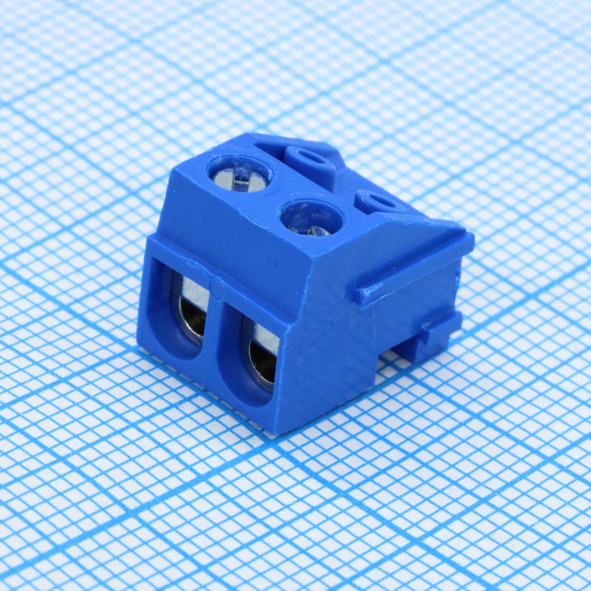 GT332K-5.0-02P-12-00 - Винтовой клеммный блок 2 контакта шаг 5.0мм