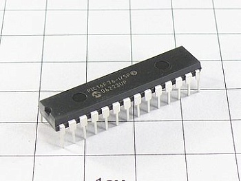 Микросхема PIC16F76-I/SP