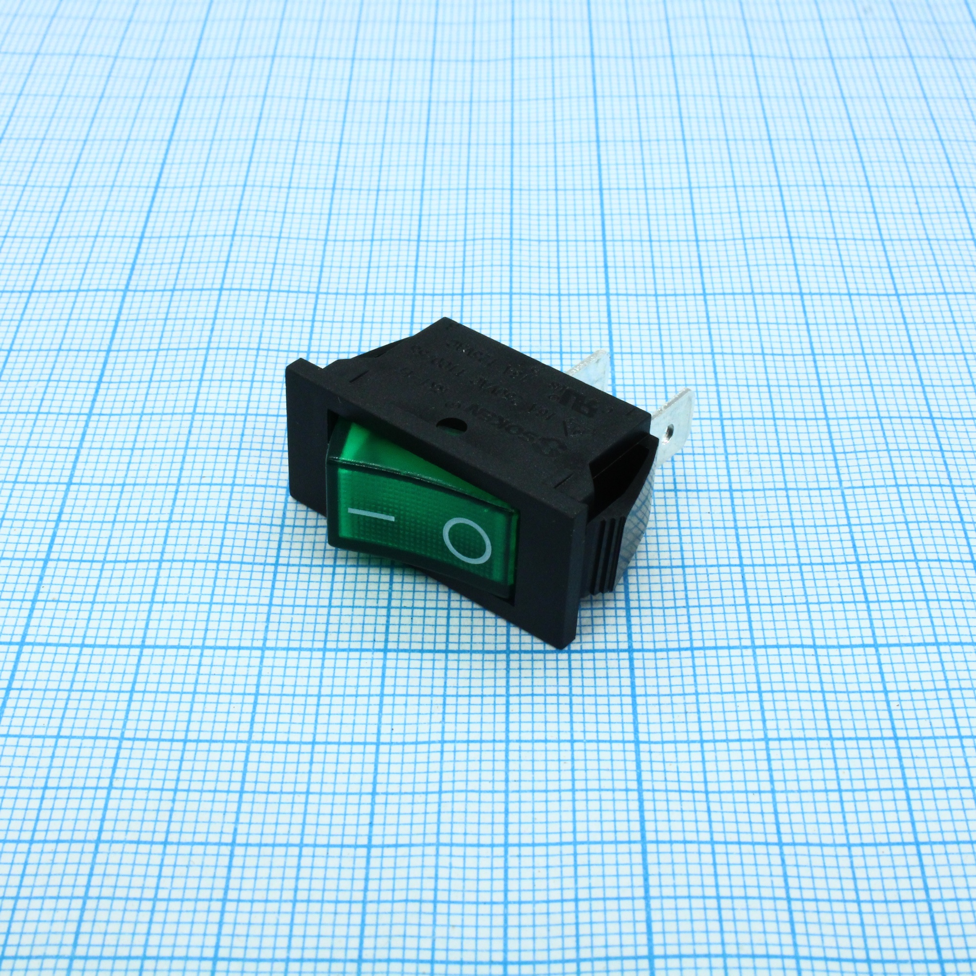 RK1-17 1X1 B/G"0-" - Выключатель клавишный ON-OFF без подсветки цвет корпуса (черный) цвет кнопки (зеленый)