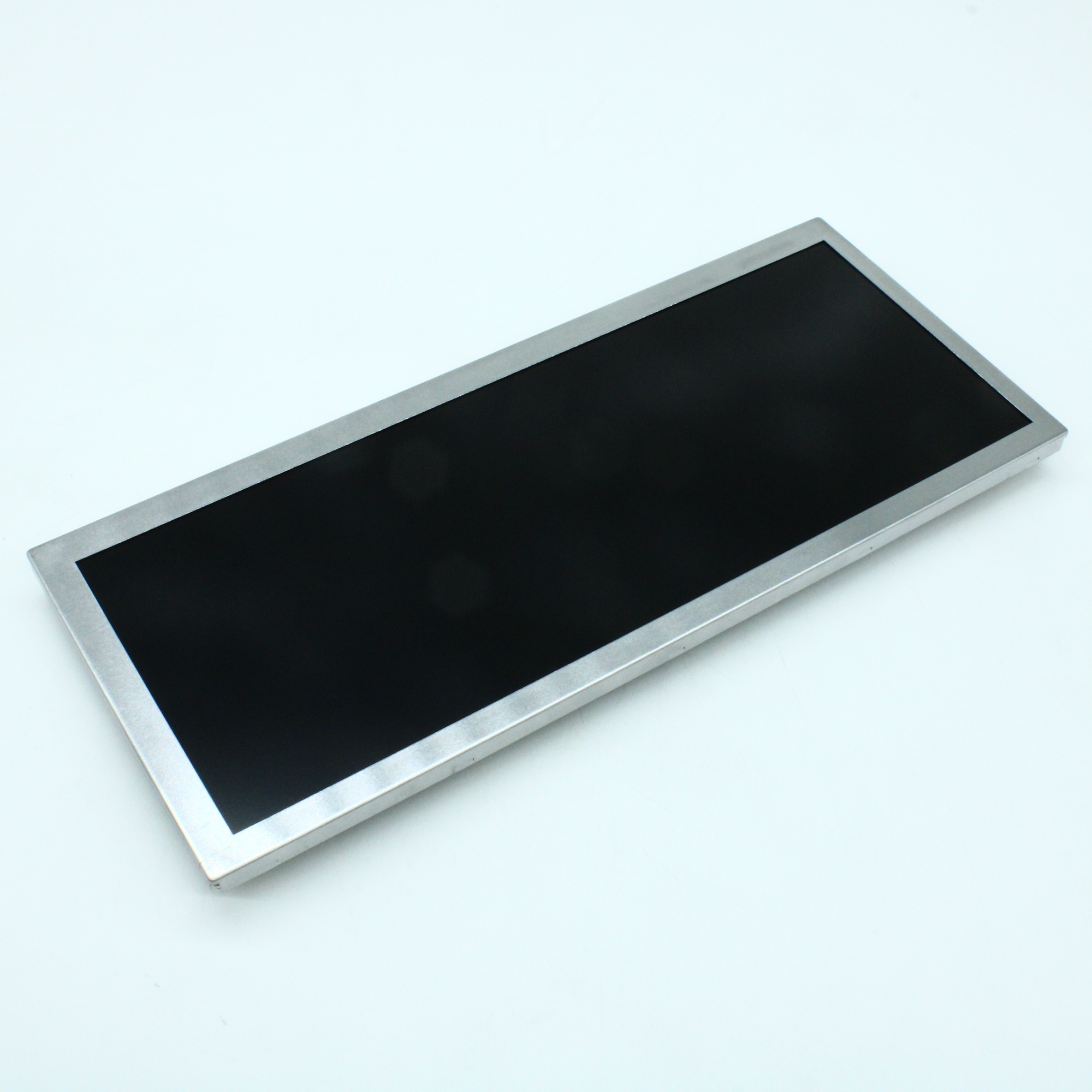 TFT1920720-26-E - TFT 10.3",  1920х720, яркость 1000 cd/m2, углы обзора 85/85/85/85, контраст 1000:1, антибликовое покрытие, интерфейс 2ch LVDS, -40 ... 85 °C