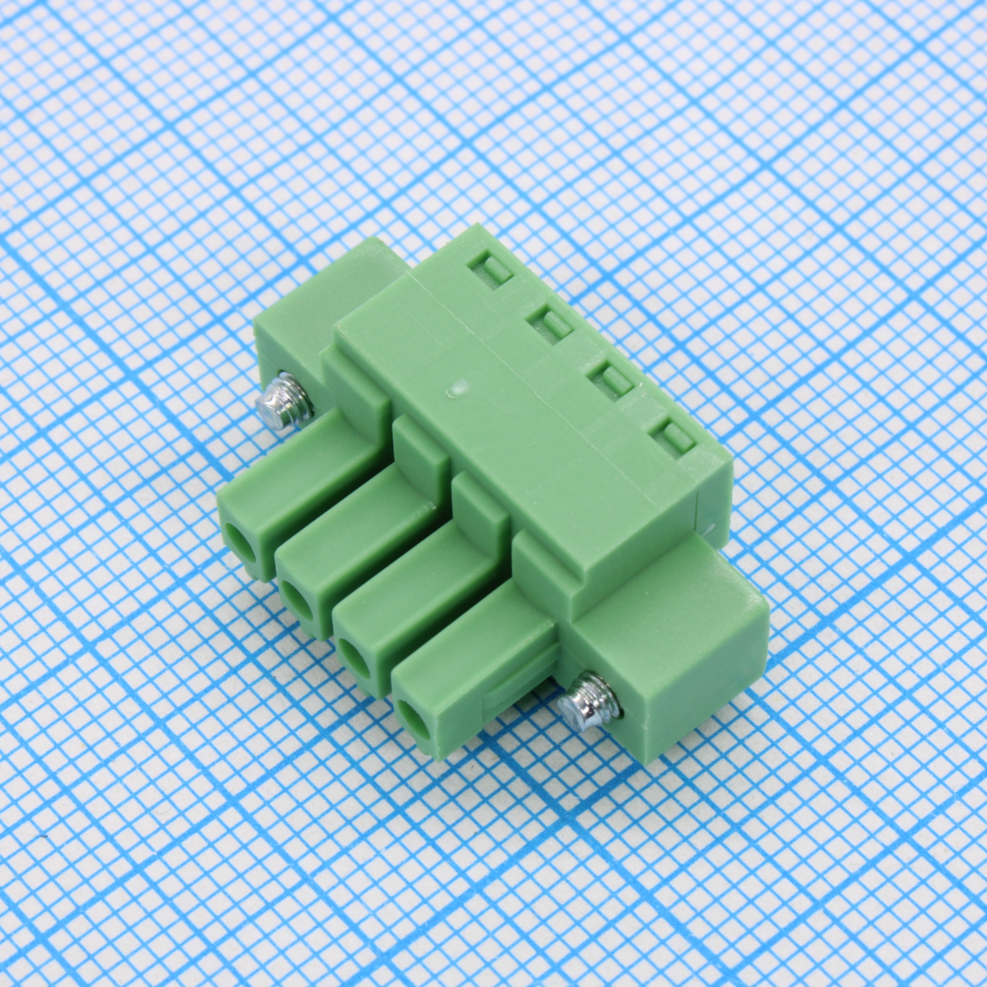 15EGTKM-3.81-04P-14-00 - Разъемный клеммный блок, 4 контакта. Серия 15EGTKM-3.81