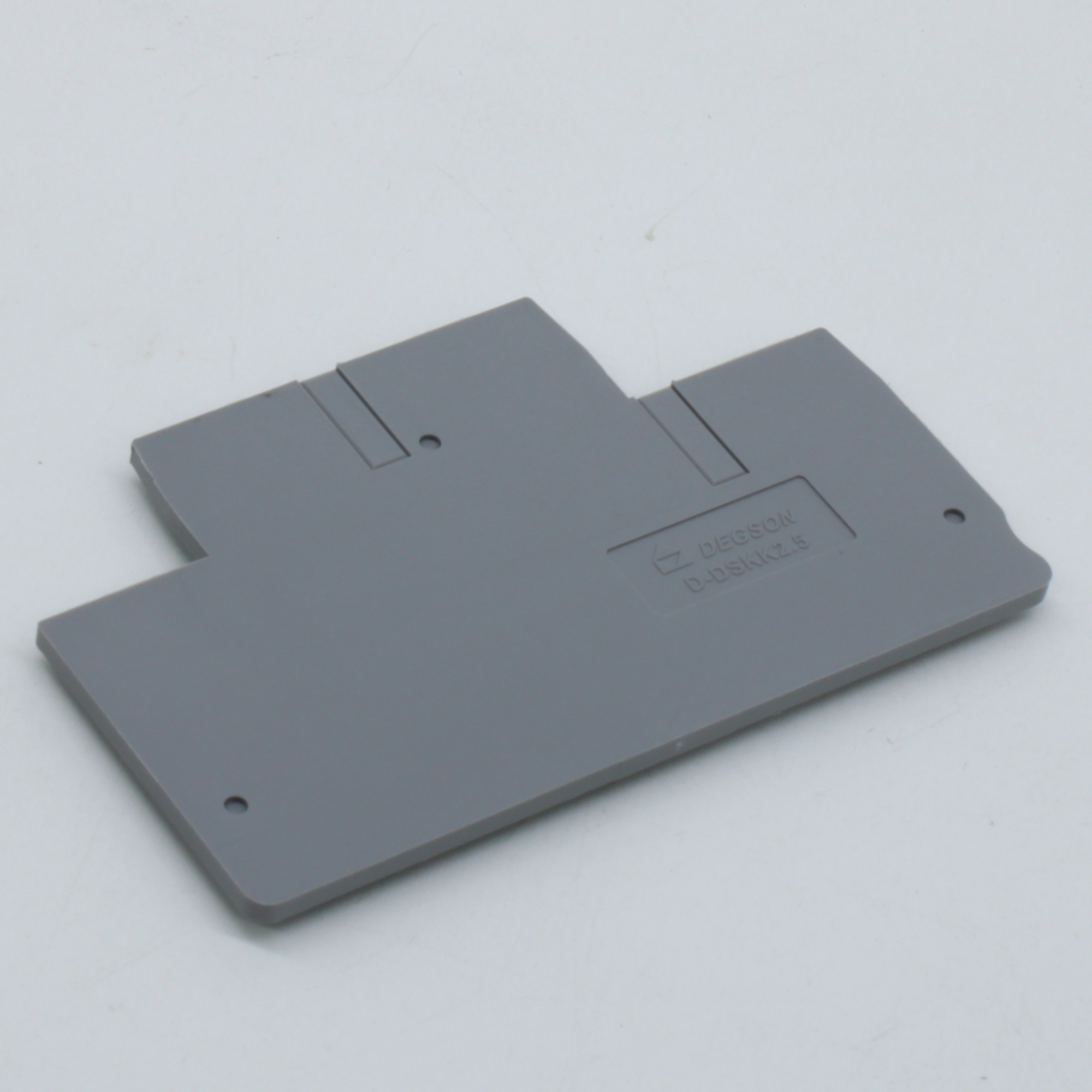 D-DSKK2.5-01P-11-00ZH - Пластина торцевая для клеммника на DIN-рейку