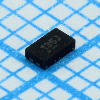 SIT1533AI-H4-D14-32.768E - Генератор кварцевый MEMS 0.032768МГц ±100ppm (стабильность) 52% 1.8В/2.5В/3.3В 4-Pin QFN лента на катушке