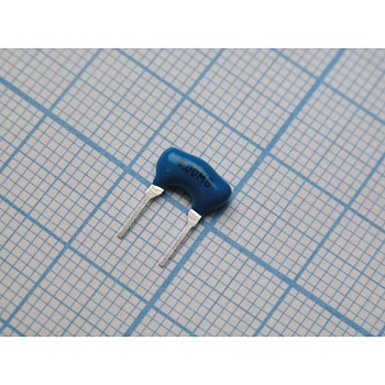 4.0 MG - Пьезокерамический резонатор, 4.00 МГц ±0.3% при -20°С...+80°С, резонансное сопр-е 30 Ом, корпус ZTA
