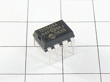 Микросхема PIC12C509A-04 /P