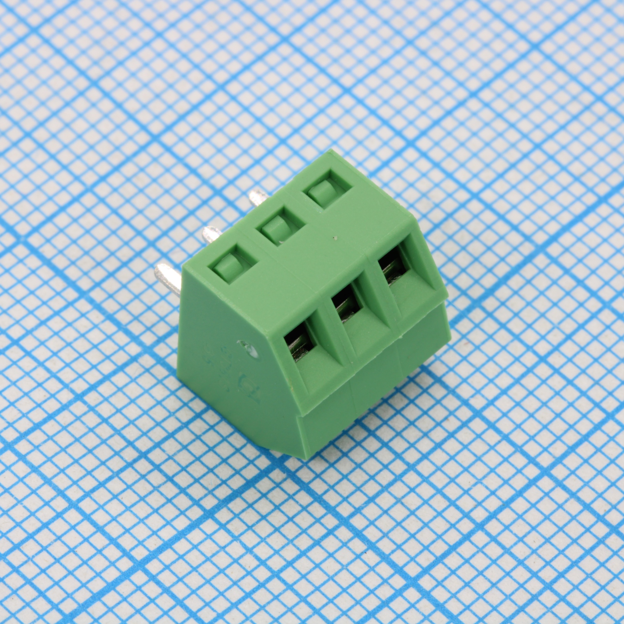 GT381S-3.5-03P-14-00 - Винтовой клеммный блок.3 контакта. Серия GT381S-3.5