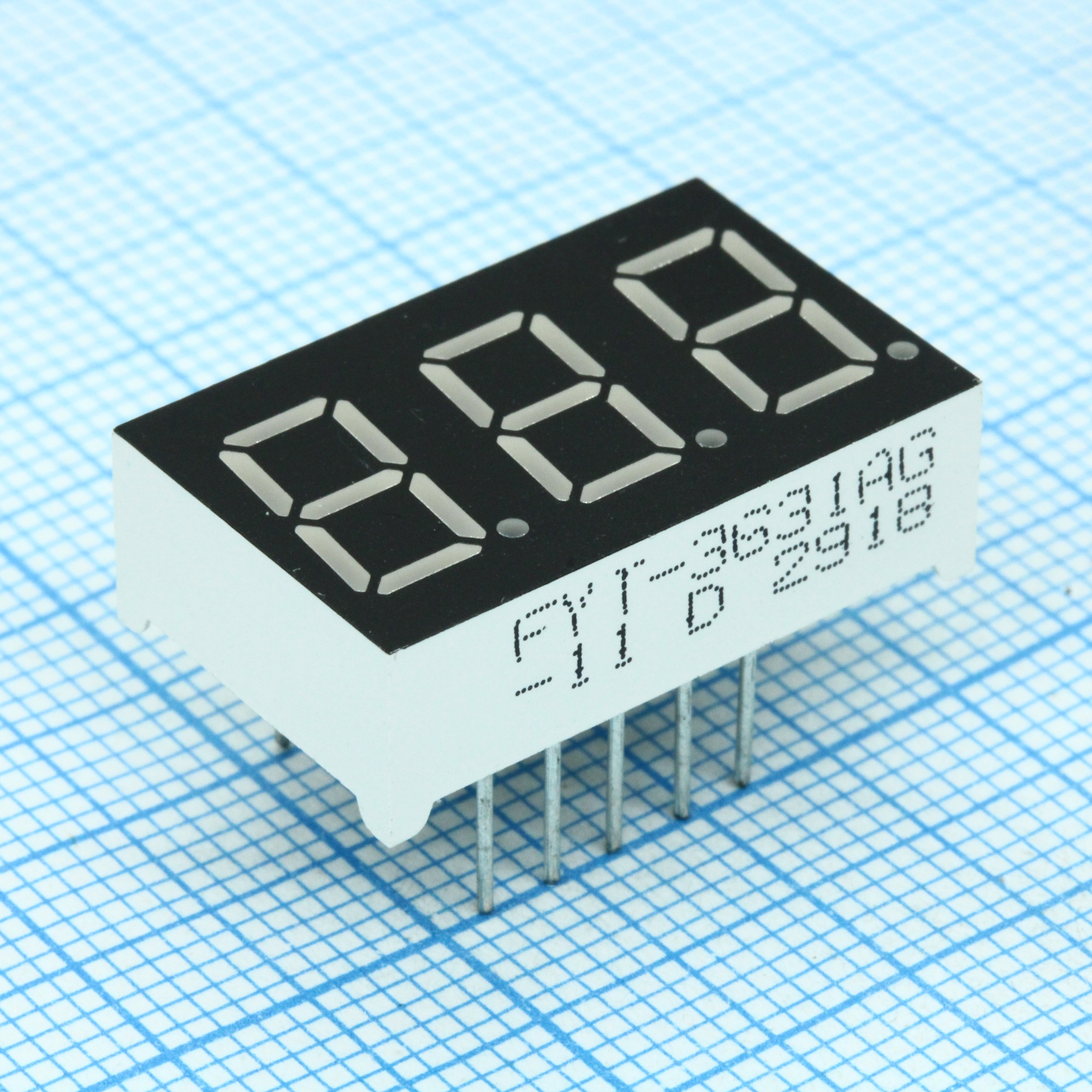 FYT-3631AG-11 - 3-х разрядный индикатор 9,2мм/зеленый/570нм/14-18мкд/ОК