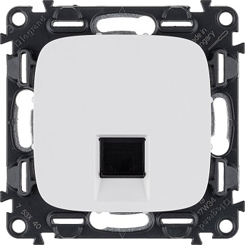 Розетка компьютерная 1-м Valena 753740