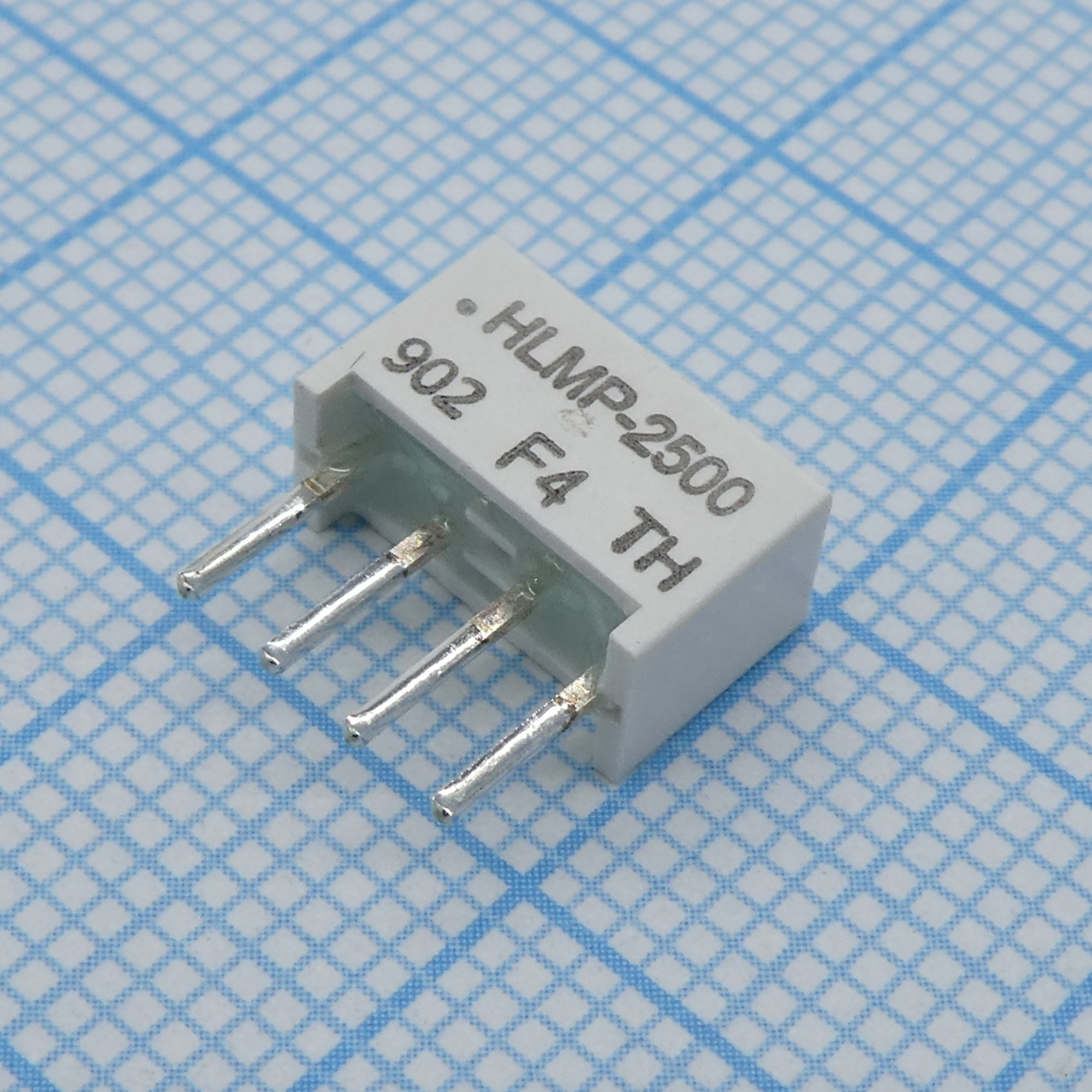 HLMP-2500 - Светодиодный модуль 1хLEDх8,89х3,81мм/зеленый/572нм/5-25мкд/белый матовый