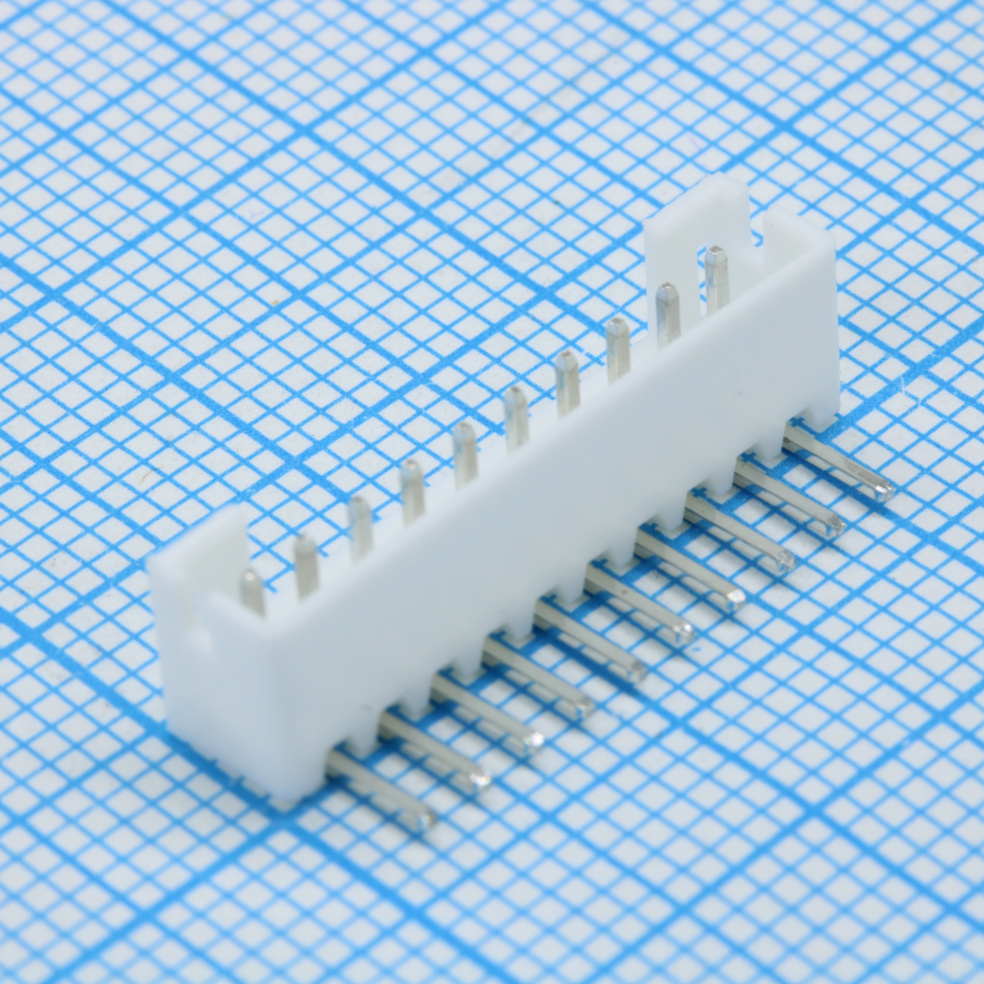DS1066-10MRW6XB - вилка на плату угловая шаг 2мм 10контактов, серия DS1066