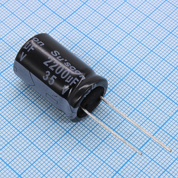 SK035M222J26TKKKS00R - Конденсатор алюминиевый электролитический 2200мкФ 35В ±20% (16х26мм) радиальный 7.5мм 1343мА 2000час 105°C россыпь